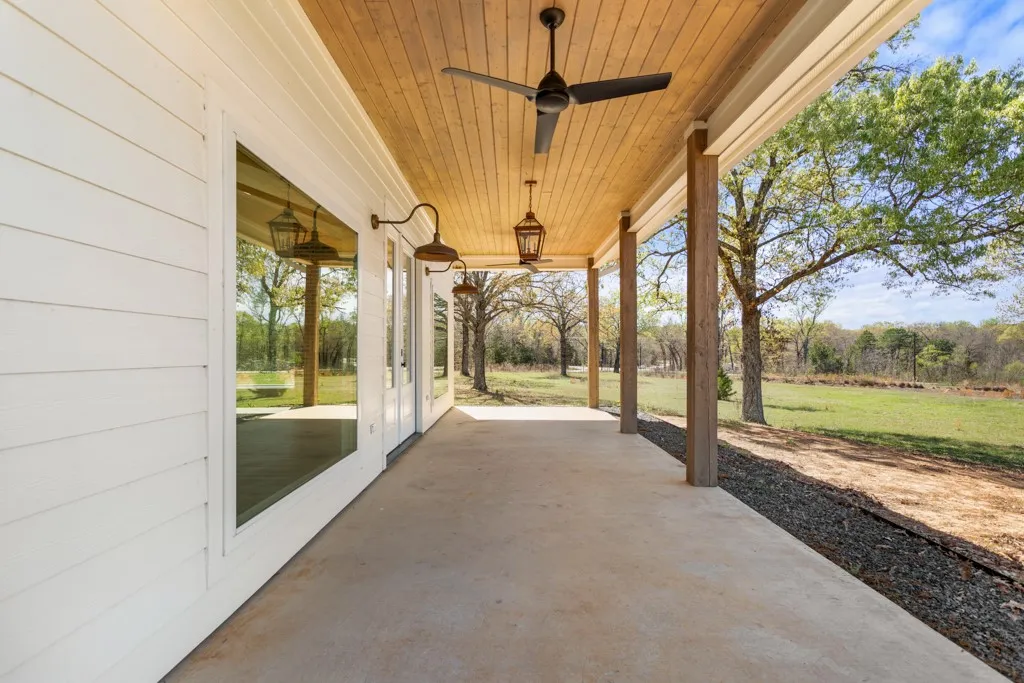 Farm For Sale in Smith County , 23326 CR 448, Lindale, Texas 75771, 2 Bedroom, 2 Bathroom, Garage spaces, 1,260 Sqft, built in 2022, mls#21210125, Real Estate Agent in Lindale, Homes For Sale in Smith county, Homes For Sale in Lindale, Realtor in Lindale Texas, Real Estate Brokerage Independent Realty Texas, Luminita Cordes Realtor