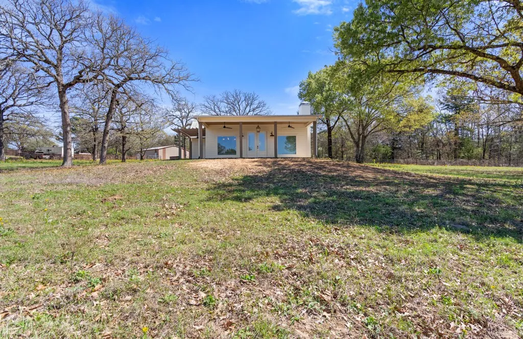 Farm For Sale in Smith County , 23326 CR 448, Lindale, Texas 75771, 2 Bedroom, 2 Bathroom, Garage spaces, 1,260 Sqft, built in 2022, mls#21210125, Real Estate Agent in Lindale, Homes For Sale in Smith county, Homes For Sale in Lindale, Realtor in Lindale Texas, Real Estate Brokerage Independent Realty Texas, Luminita Cordes Realtor