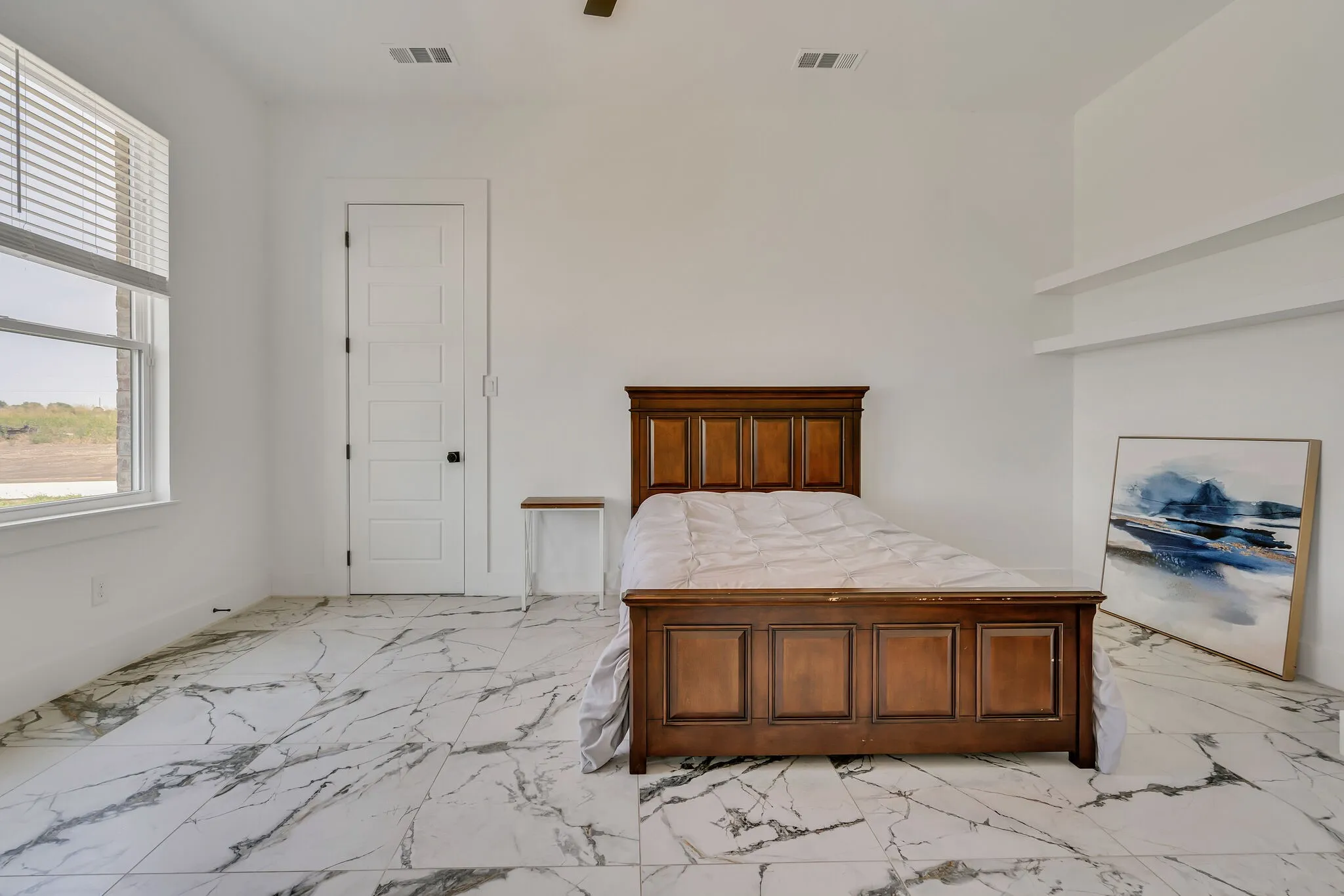 Single Family Residence For Sale in Denton County , 7299 Tom Trail, Krum, Texas 76249, 5 Bedroom, 4 Bathroom, 2 Garage spaces, 3,640 Sqft, built in 2023, Preowned, mls#21209740, Real Estate Agent in Krum, Homes For Sale in Denton county, Homes For Sale in Krum, Realtor in Krum Texas, Real Estate Brokerage Independent Realty Texas, Luminita Cordes Realtor
