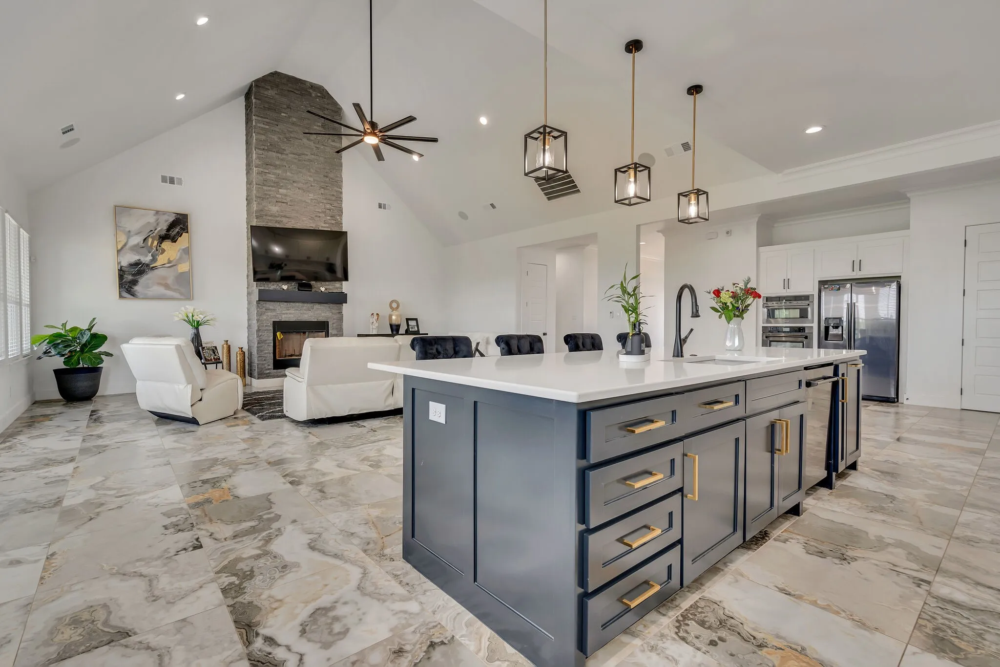 Single Family Residence For Sale in Denton County , 7299 Tom Trail, Krum, Texas 76249, 5 Bedroom, 4 Bathroom, 2 Garage spaces, 3,640 Sqft, built in 2023, Preowned, mls#21209740, Real Estate Agent in Krum, Homes For Sale in Denton county, Homes For Sale in Krum, Realtor in Krum Texas, Real Estate Brokerage Independent Realty Texas, Luminita Cordes Realtor