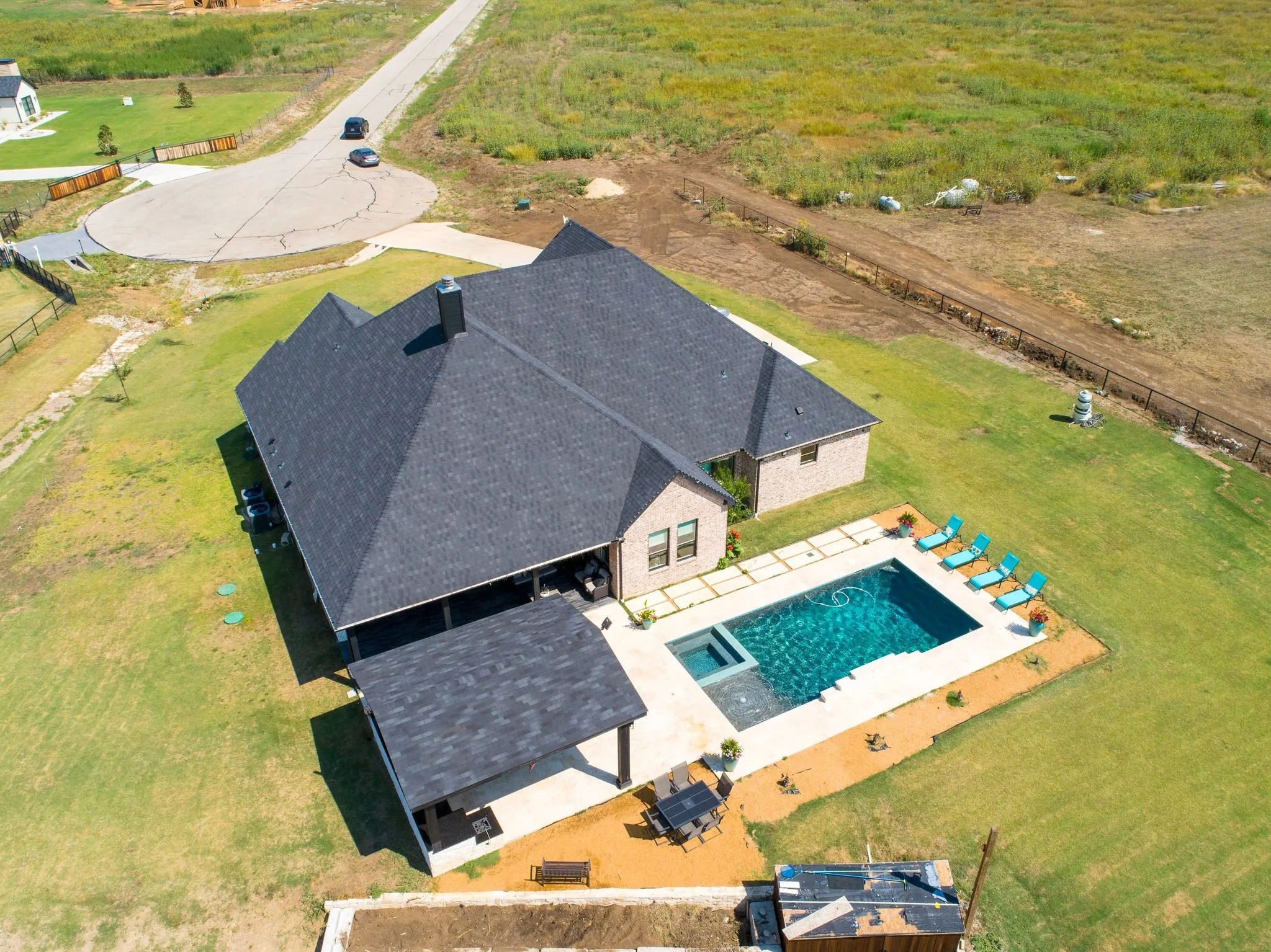 Single Family Residence For Sale in Denton County , 7299 Tom Trail, Krum, Texas 76249, 5 Bedroom, 4 Bathroom, 2 Garage spaces, 3,640 Sqft, built in 2023, Preowned, mls#21209740, Real Estate Agent in Krum, Homes For Sale in Denton county, Homes For Sale in Krum, Realtor in Krum Texas, Real Estate Brokerage Independent Realty Texas, Luminita Cordes Realtor