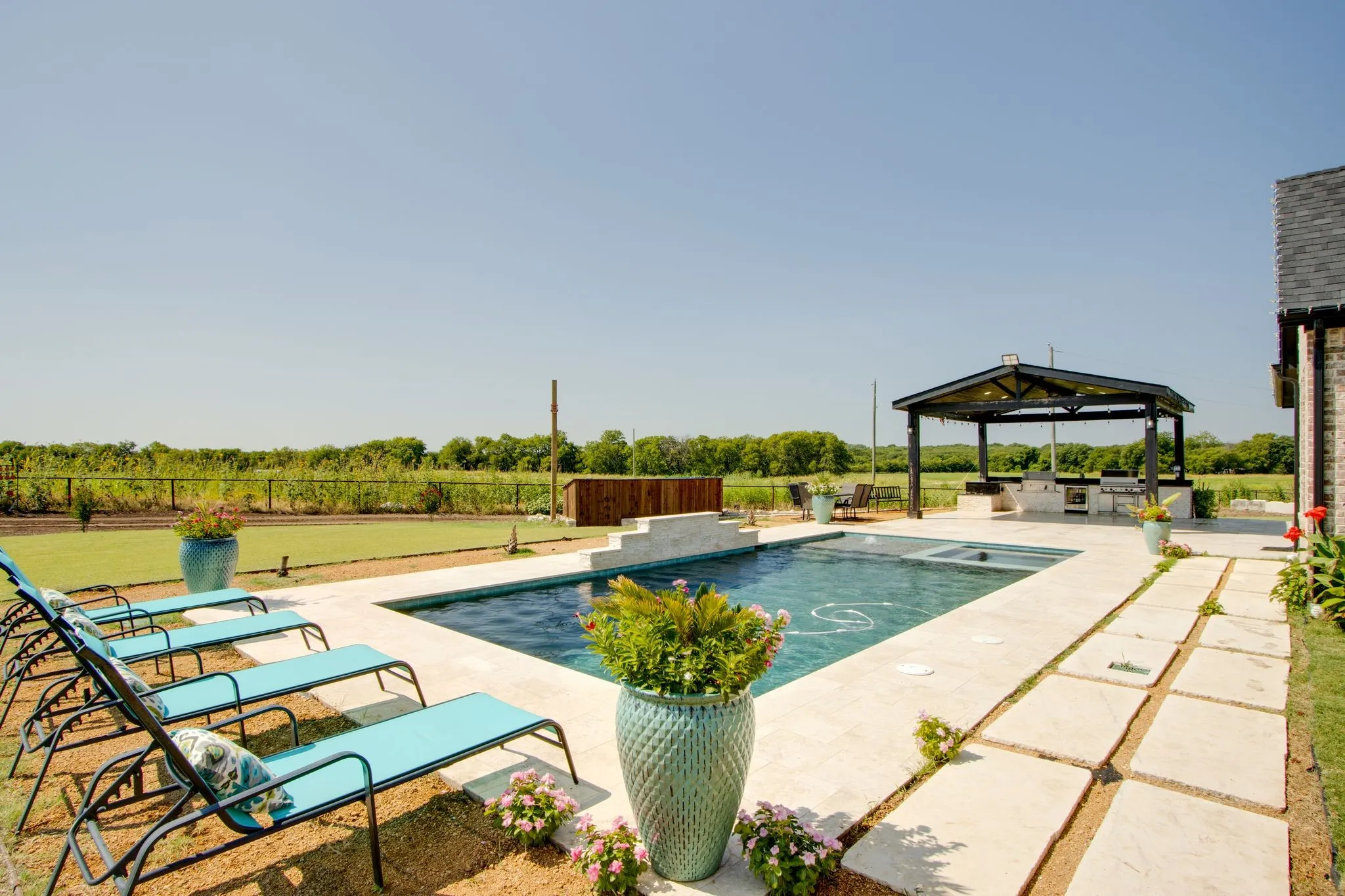 Single Family Residence For Sale in Denton County , 7299 Tom Trail, Krum, Texas 76249, 5 Bedroom, 4 Bathroom, 2 Garage spaces, 3,640 Sqft, built in 2023, Preowned, mls#21209740, Real Estate Agent in Krum, Homes For Sale in Denton county, Homes For Sale in Krum, Realtor in Krum Texas, Real Estate Brokerage Independent Realty Texas, Luminita Cordes Realtor