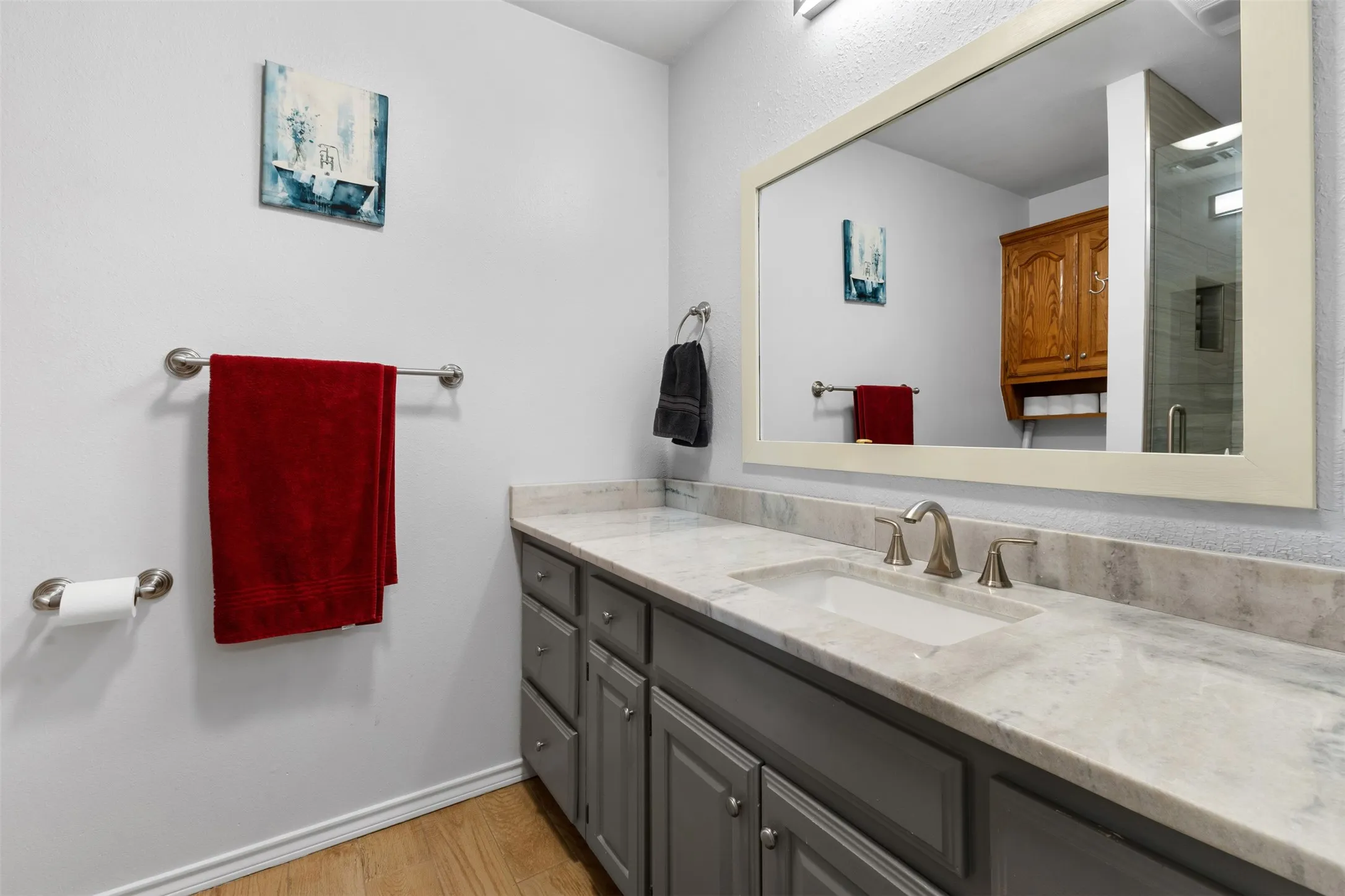 Single Family Residence For Sale in Titus County , 664 County Road 2360, Mt Pleasant, Texas 75455, 3 Bedroom, 3 Bathroom, 4 Garage spaces, 2,900 Sqft, built in 1994, mls#21192024, Real Estate Agent in Mt Pleasant, Homes For Sale in Titus county, Homes For Sale in Mt Pleasant, Realtor in Mt Pleasant Texas, Real Estate Brokerage Independent Realty Texas, Luminita Cordes Realtor