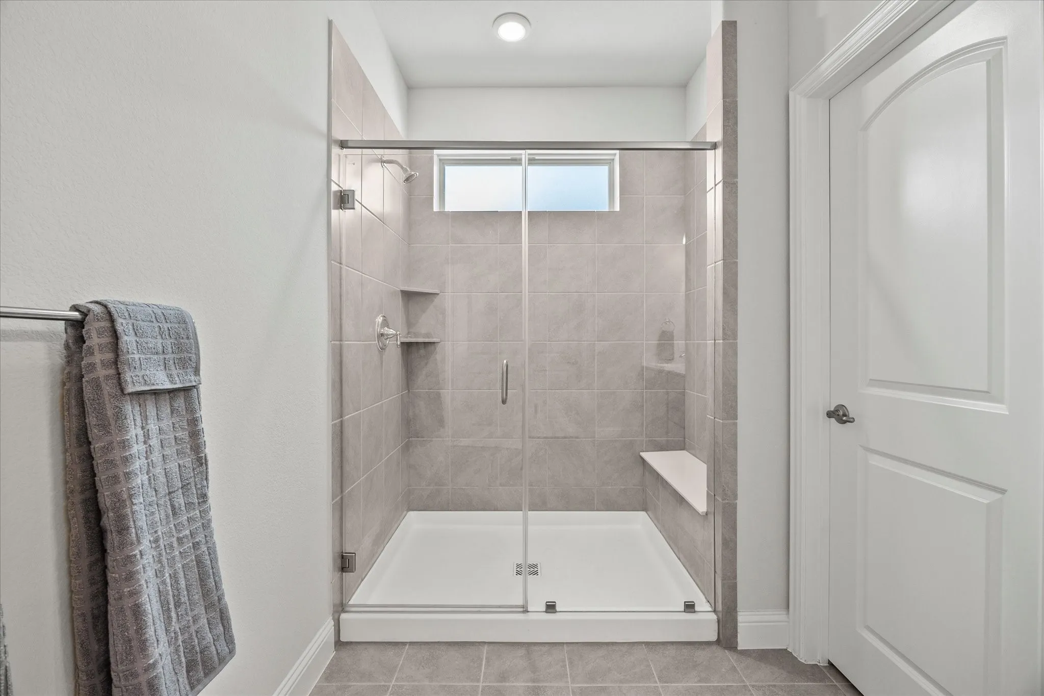 Townhouse For Sale in Collin County , 329 Baker Drive, Plano, Texas 75074, 4 Bedroom, 4 Bathroom, 2 Garage spaces, 2,035 Sqft, built in 2022, Preowned, mls#21199369, Real Estate Agent in Plano, Homes For Sale in Collin county, Homes For Sale in Plano, Realtor in Plano Texas, Real Estate Brokerage Independent Realty Texas, Luminita Cordes Realtor