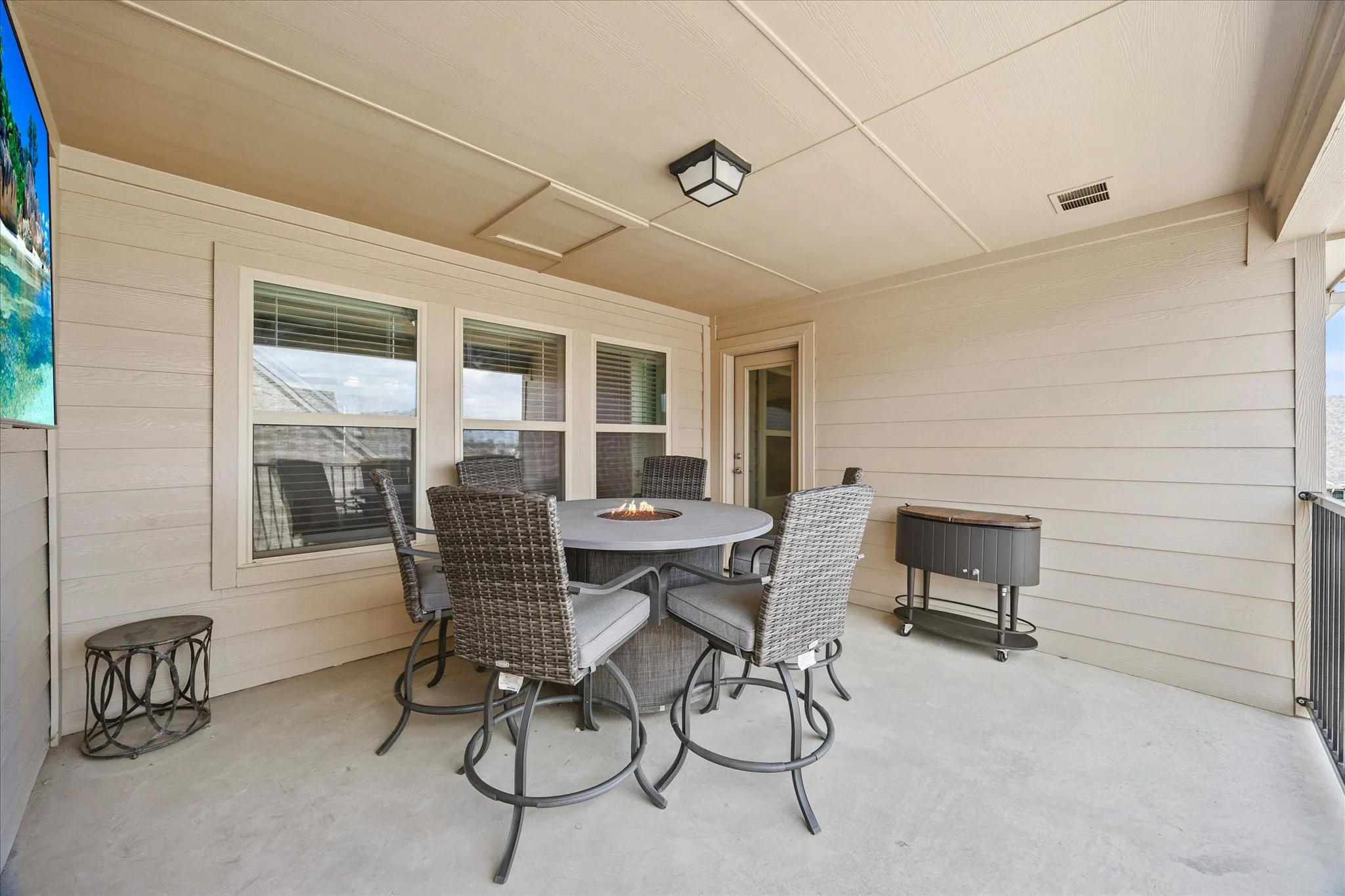 Townhouse For Sale in Collin County , 329 Baker Drive, Plano, Texas 75074, 4 Bedroom, 4 Bathroom, 2 Garage spaces, 2,035 Sqft, built in 2022, Preowned, mls#21199369, Real Estate Agent in Plano, Homes For Sale in Collin county, Homes For Sale in Plano, Realtor in Plano Texas, Real Estate Brokerage Independent Realty Texas, Luminita Cordes Realtor