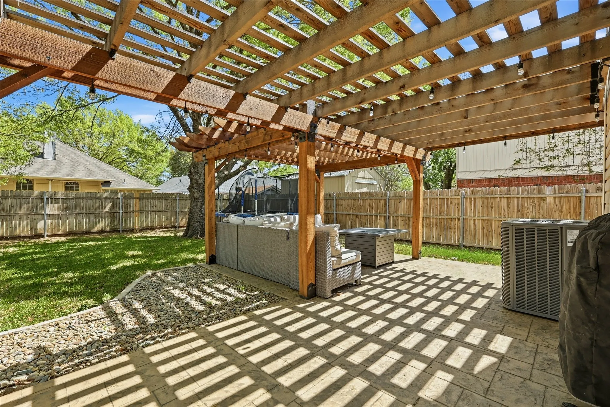 Single Family Residence For Sale in Tarrant County , 6824 Wooddale Drive, Watauga, Texas 76148, 4 Bedroom, 3 Bathroom, 2 Garage spaces, 2,021 Sqft, built in 1988, mls#21210156, Real Estate Agent in Watauga, Homes For Sale in Tarrant county, Homes For Sale in Watauga, Realtor in Watauga Texas, Real Estate Brokerage Independent Realty Texas, Luminita Cordes Realtor