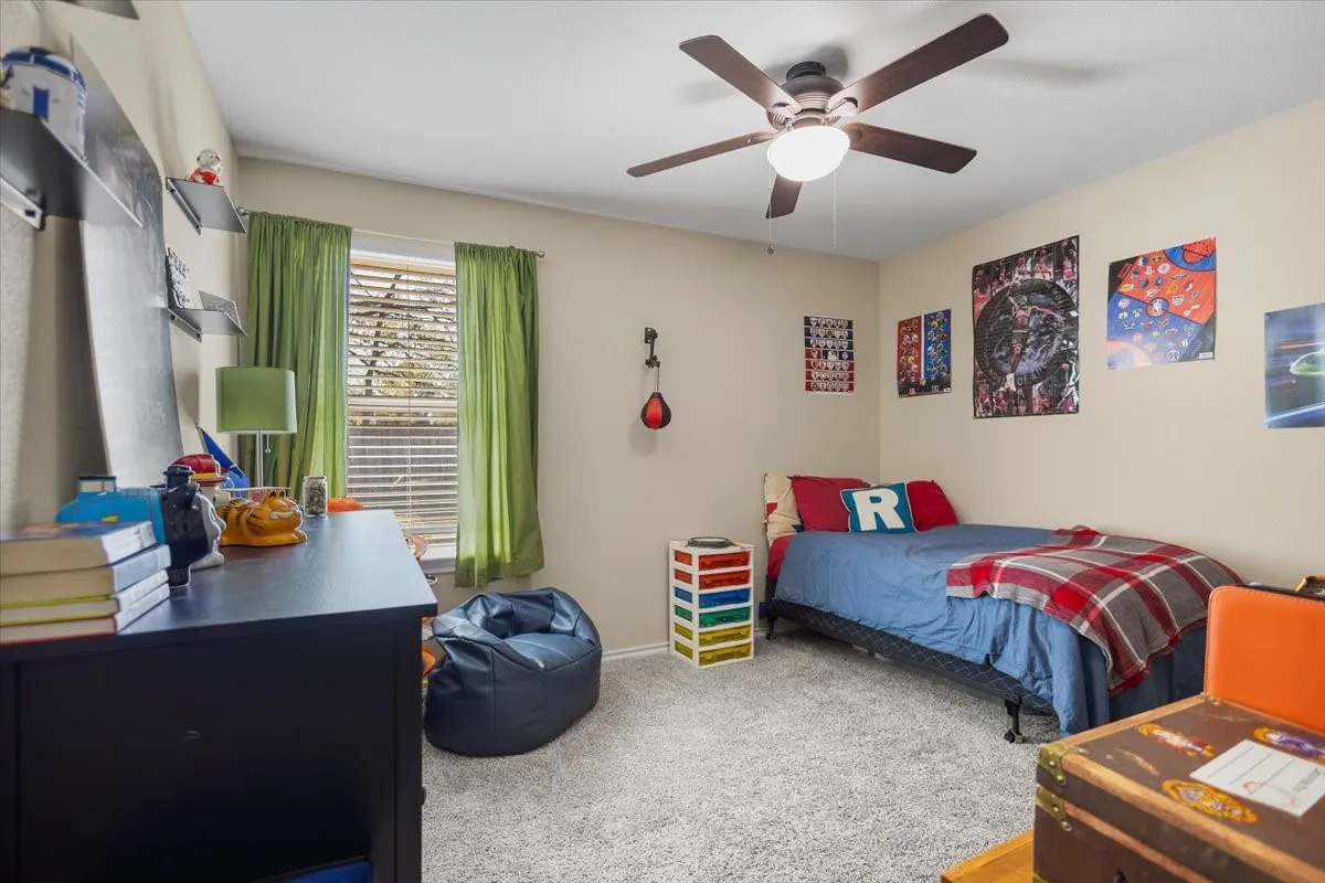 Single Family Residence For Sale in Smith County , 307 Mission Crest Circle, Lindale, Texas 75771, 3 Bedroom, 2 Bathroom, 2 Garage spaces, 1,457 Sqft, built in 2015, Price $279,000, mls#21210162, Real Estate Agent in Lindale, Homes For Sale in Smith county, Homes For Sale in Lindale, Realtor in Lindale Texas, Real Estate Brokerage Independent Realty Texas, Luminita Cordes Realtor