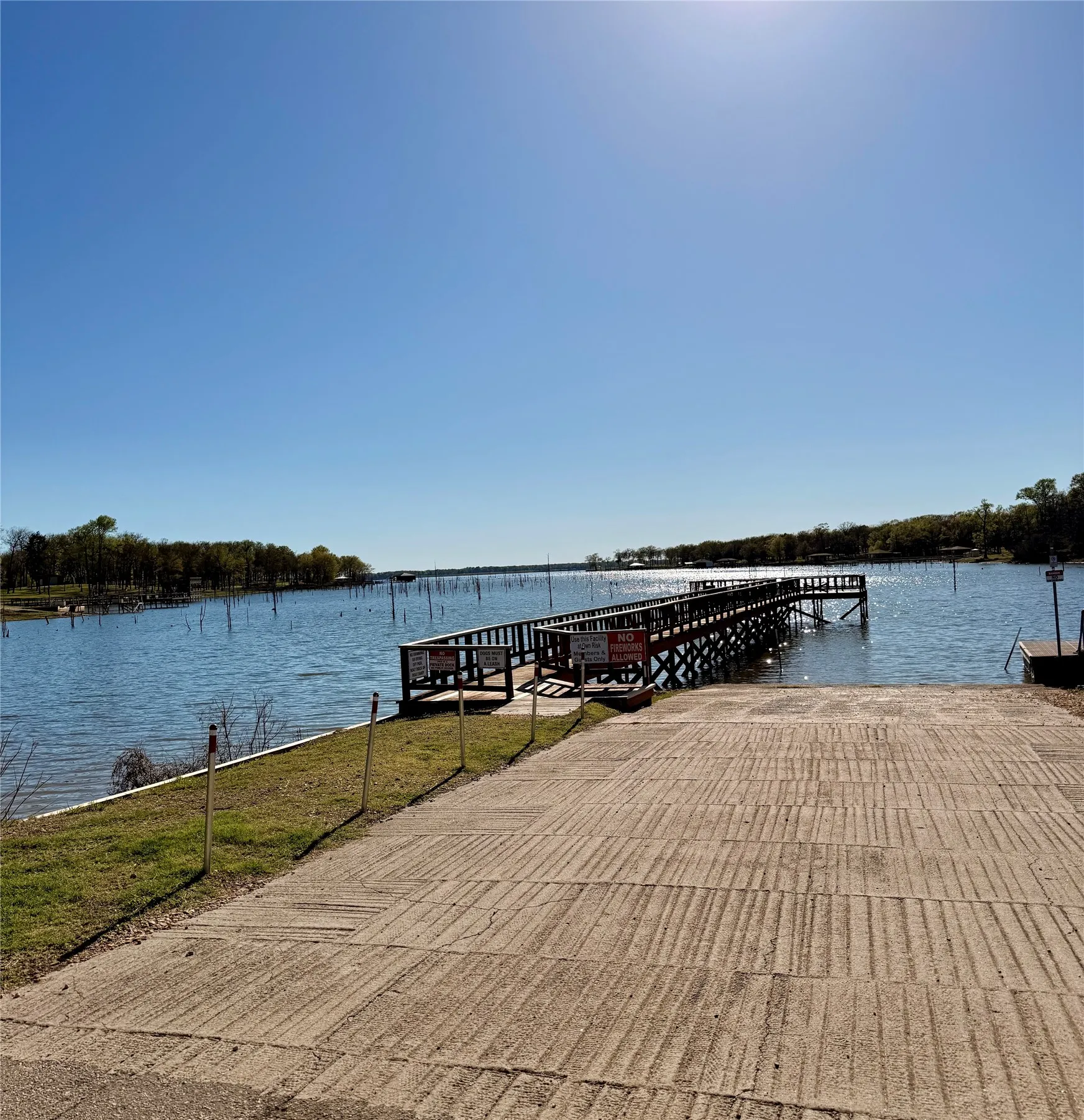 Single Family Residence For Sale in Wood County , 6435 FM 17 605, Yantis, Texas 75497, 2 Bedroom, 1 Bathroom, Garage spaces, 265 Sqft, built in 2017, Preowned, mls#21203007, Real Estate Agent in Yantis, Homes For Sale in Wood county, Homes For Sale in Yantis, Realtor in Yantis Texas, Real Estate Brokerage Independent Realty Texas, Luminita Cordes Realtor