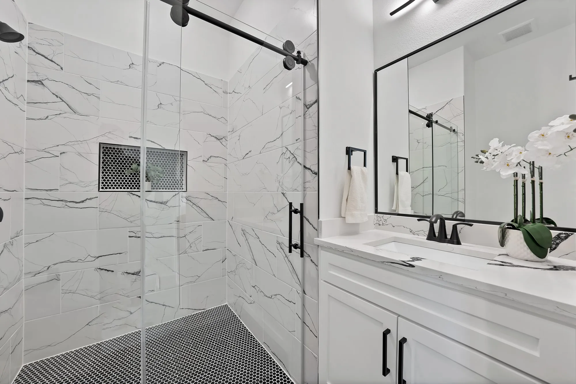 Single Family Residence For Sale in Hunt County , 3089 County Road 1076, Celeste, Texas 75423, 4 Bedroom, 3 Bathroom, 2 Garage spaces, 2,468 Sqft, built in 2026, New Construction - Complete, mls#21210212, Real Estate Agent in Celeste, Homes For Sale in Hunt county, Homes For Sale in Celeste, Realtor in Celeste Texas, Real Estate Brokerage Independent Realty Texas, Luminita Cordes Realtor