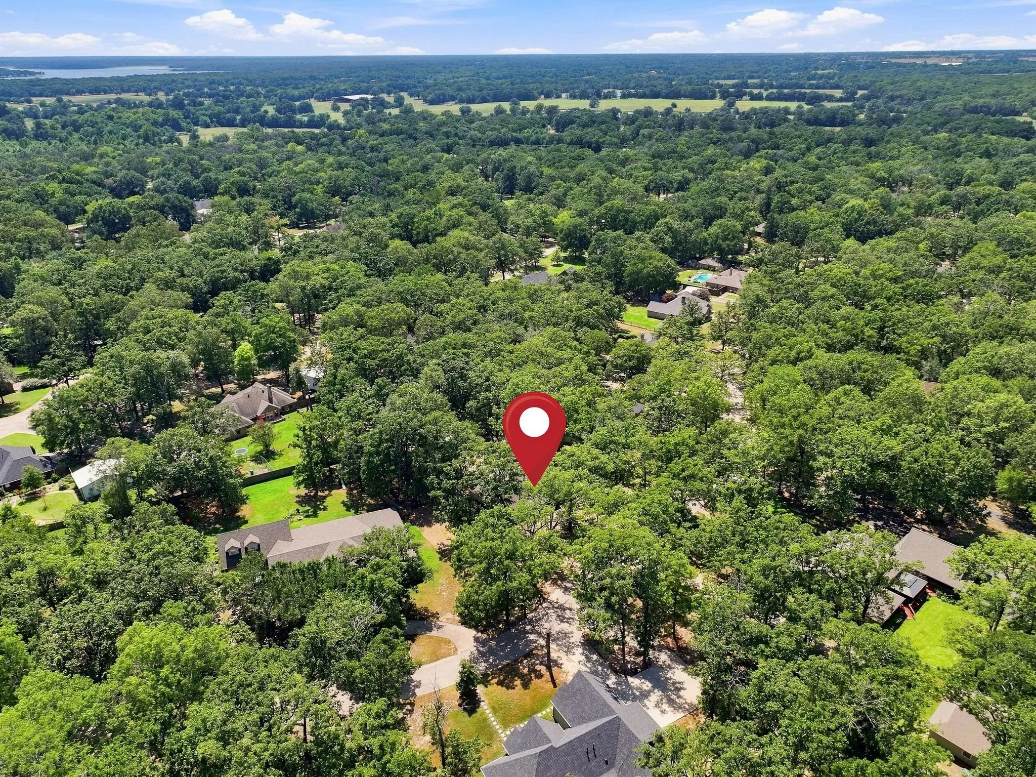 Single Family Residence For Sale in Lamar County , 225 Red Oak Lane, Powderly, Texas 75473, 3 Bedroom, 2 Bathroom, 2 Garage spaces, 1,945 Sqft, built in 1993, Preowned, mls#21179791, Real Estate Agent in Powderly, Homes For Sale in Lamar county, Homes For Sale in Powderly, Realtor in Powderly Texas, Real Estate Brokerage Independent Realty Texas, Luminita Cordes Realtor