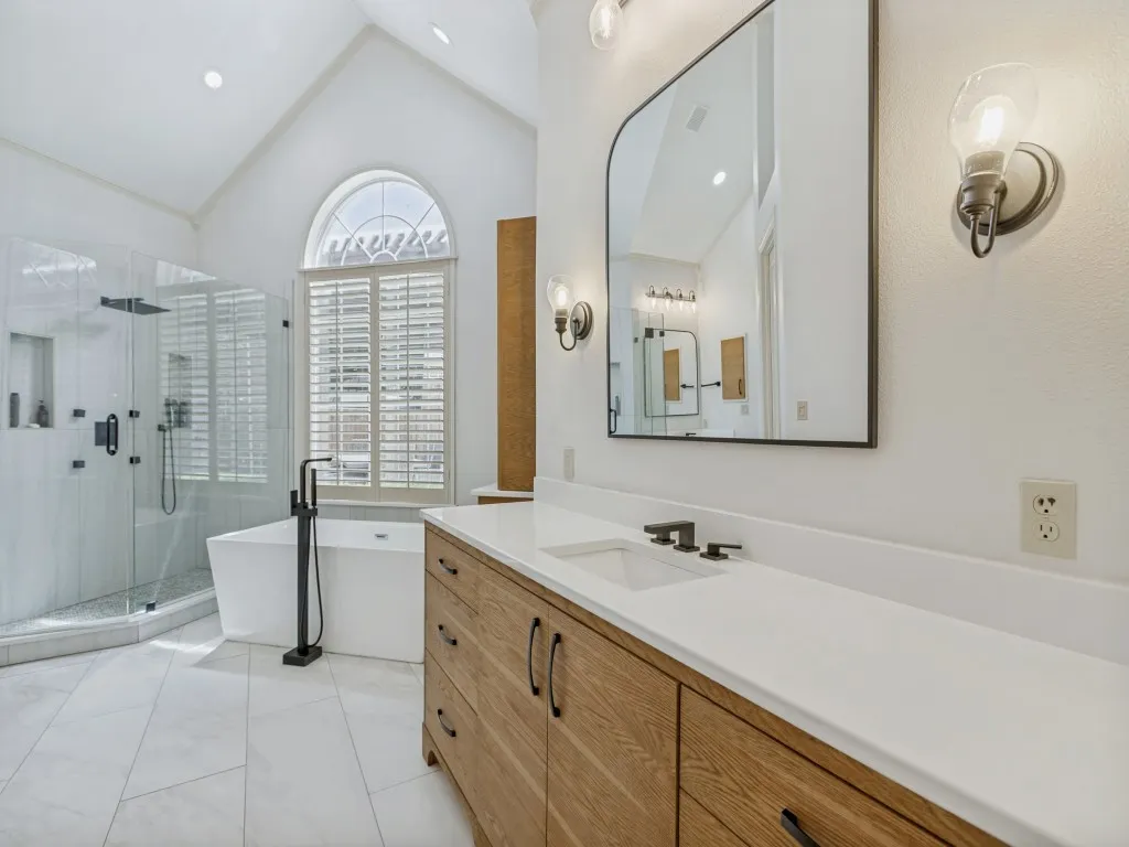 Single Family Residence For Sale in Collin County , 5125 Marble Falls Lane, Plano, Texas 75093, 5 Bedroom, 5 Bathroom, 3 Garage spaces, 5,393 Sqft, built in 1996, mls#21207522, Real Estate Agent in Plano, Homes For Sale in Collin county, Homes For Sale in Plano, Realtor in Plano Texas, Real Estate Brokerage Independent Realty Texas, Luminita Cordes Realtor