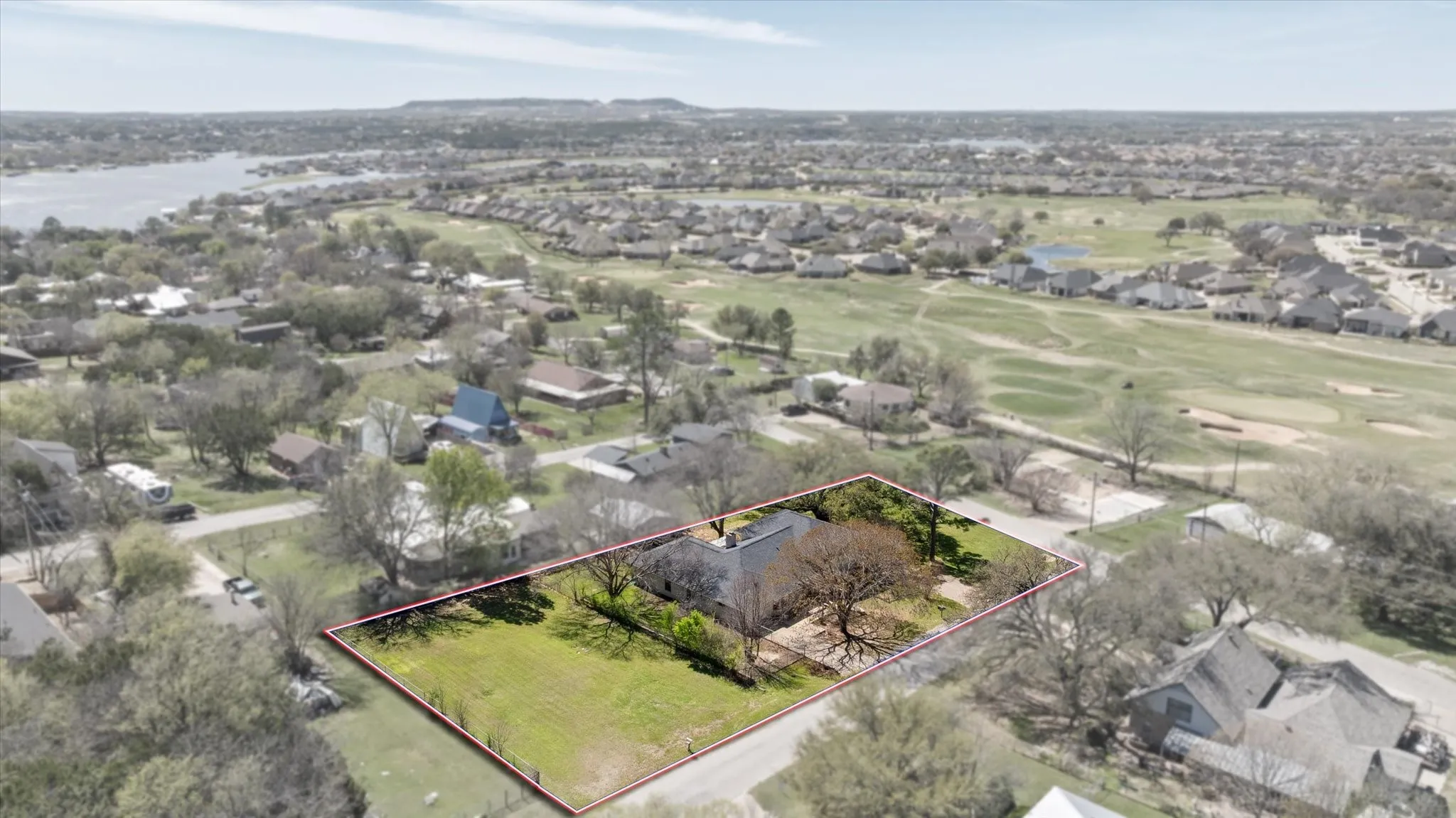Single Family Residence For Sale in Hood County , 1701 Hitching Post Road, Granbury, Texas 76049, 3 Bedroom, 3 Bathroom, 4 Garage spaces, 2,329 Sqft, built in 1990, Preowned, Price $385,000, mls#21210329, Real Estate Agent in Granbury, Homes For Sale in Hood county, Homes For Sale in Granbury, Realtor in Granbury Texas, Real Estate Brokerage Independent Realty Texas, Luminita Cordes Realtor