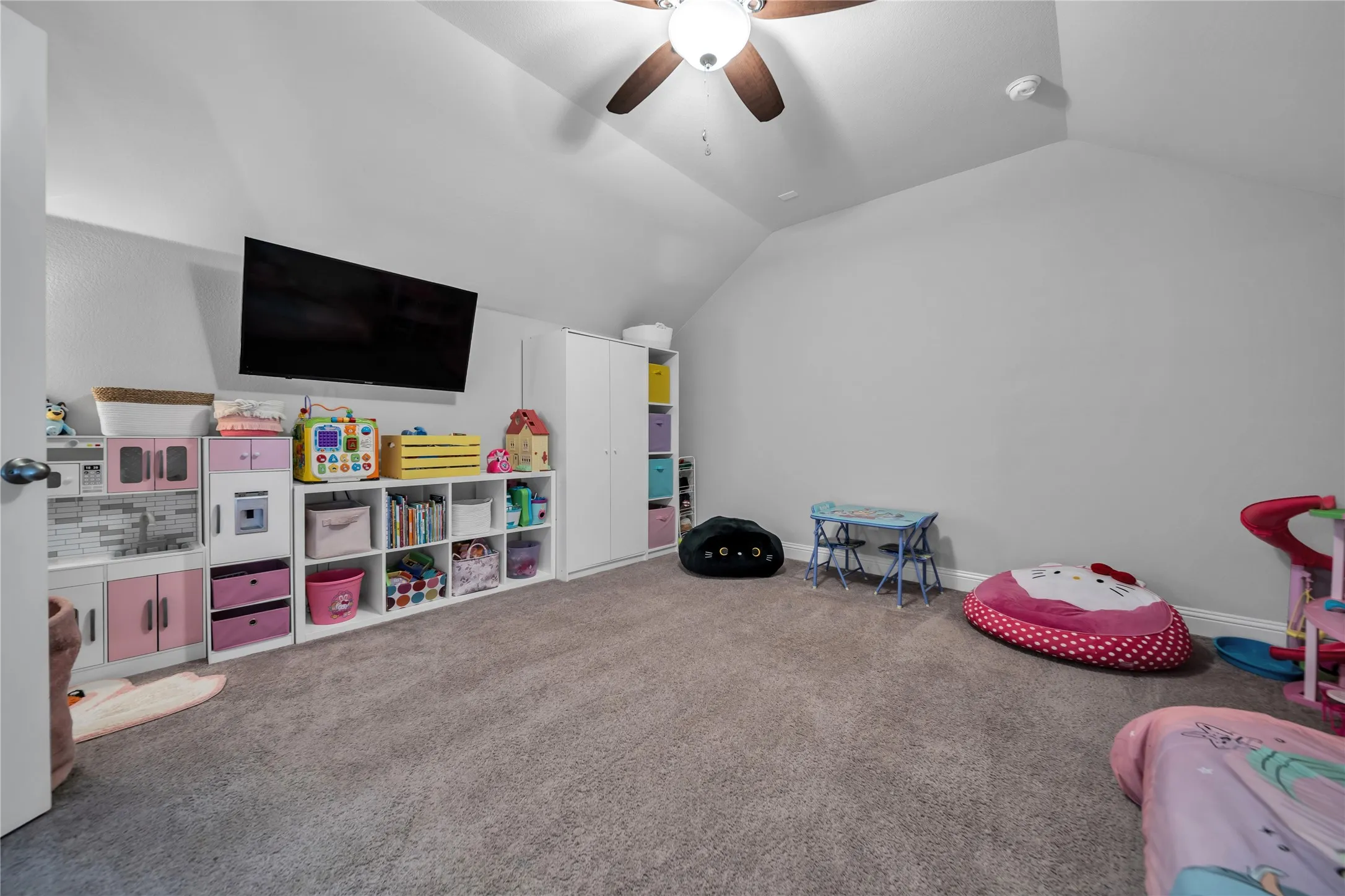Single Family Residence For Sale in Ellis County , 454 Hillstone Drive, Midlothian, Texas 76065, 4 Bedrooms, 3 Bathrooms, 2 Garage spaces, 3,118 Sqft, built in 2020, Price $495,000, mls#21210352, Real Estate Agent in Midlothian, Homes For Sale in Ellis county, Homes For Sale in Midlothian, Realtor in Midlothian Texas, Real Estate Brokerage Independent Realty Texas, Luminita Cordes Realtor