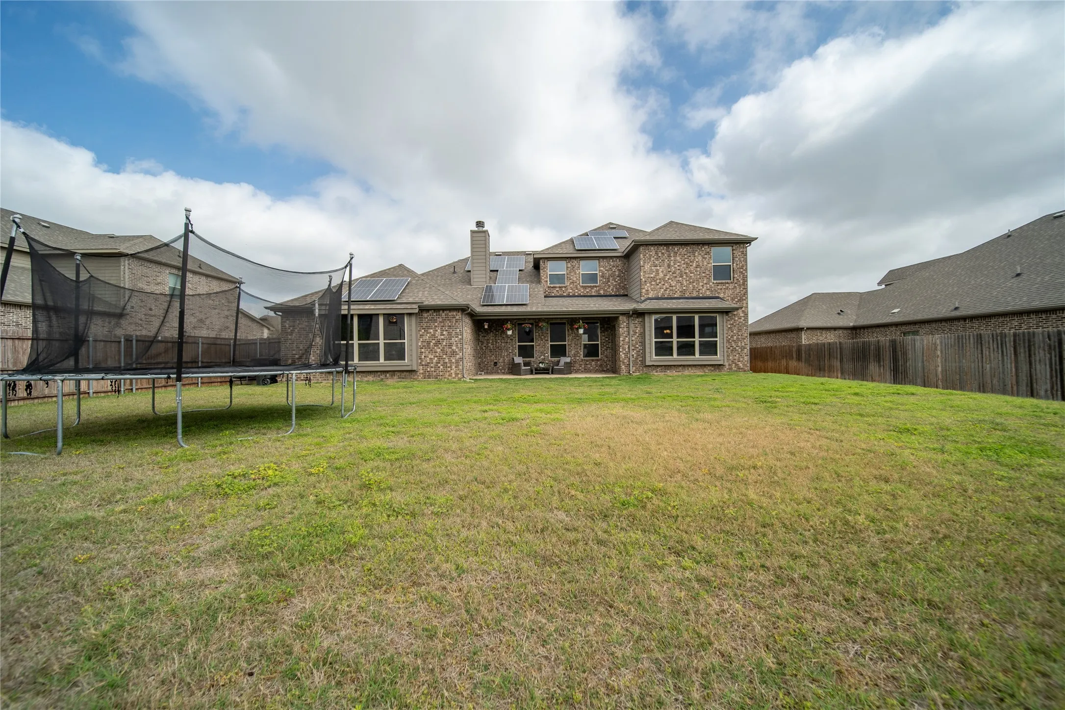 Single Family Residence For Sale in Ellis County , 454 Hillstone Drive, Midlothian, Texas 76065, 4 Bedrooms, 3 Bathrooms, 2 Garage spaces, 3,118 Sqft, built in 2020, Price $495,000, mls#21210352, Real Estate Agent in Midlothian, Homes For Sale in Ellis county, Homes For Sale in Midlothian, Realtor in Midlothian Texas, Real Estate Brokerage Independent Realty Texas, Luminita Cordes Realtor