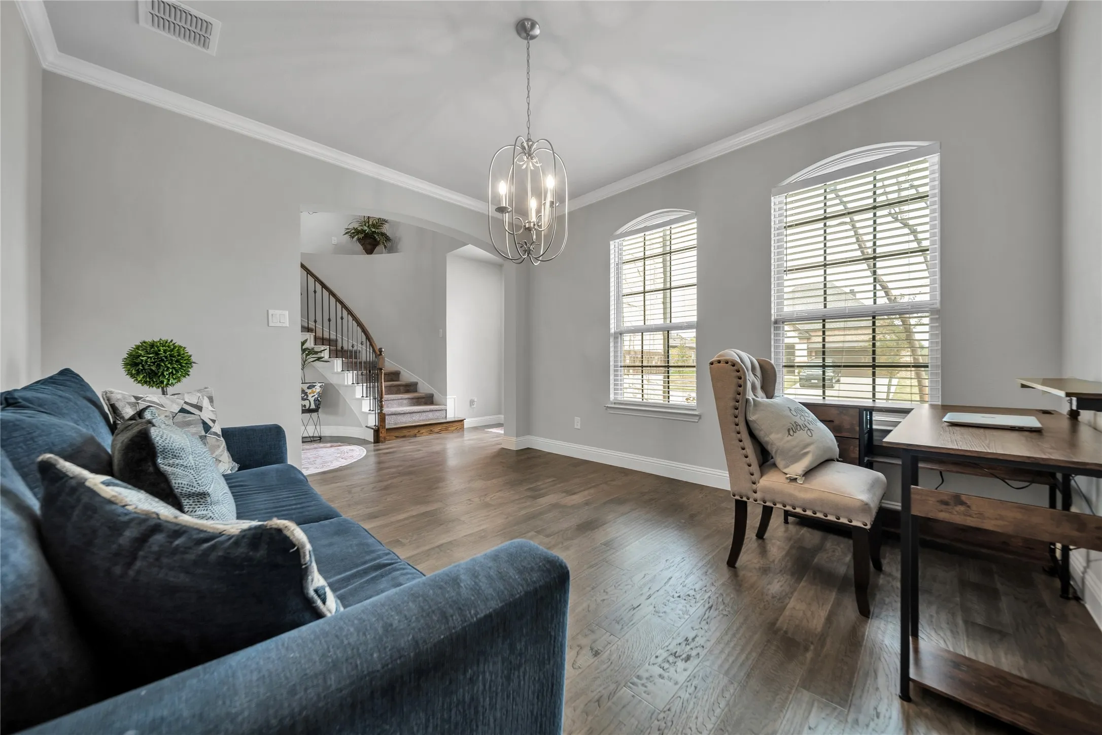 Single Family Residence For Sale in Ellis County , 454 Hillstone Drive, Midlothian, Texas 76065, 4 Bedrooms, 3 Bathrooms, 2 Garage spaces, 3,118 Sqft, built in 2020, Price $495,000, mls#21210352, Real Estate Agent in Midlothian, Homes For Sale in Ellis county, Homes For Sale in Midlothian, Realtor in Midlothian Texas, Real Estate Brokerage Independent Realty Texas, Luminita Cordes Realtor