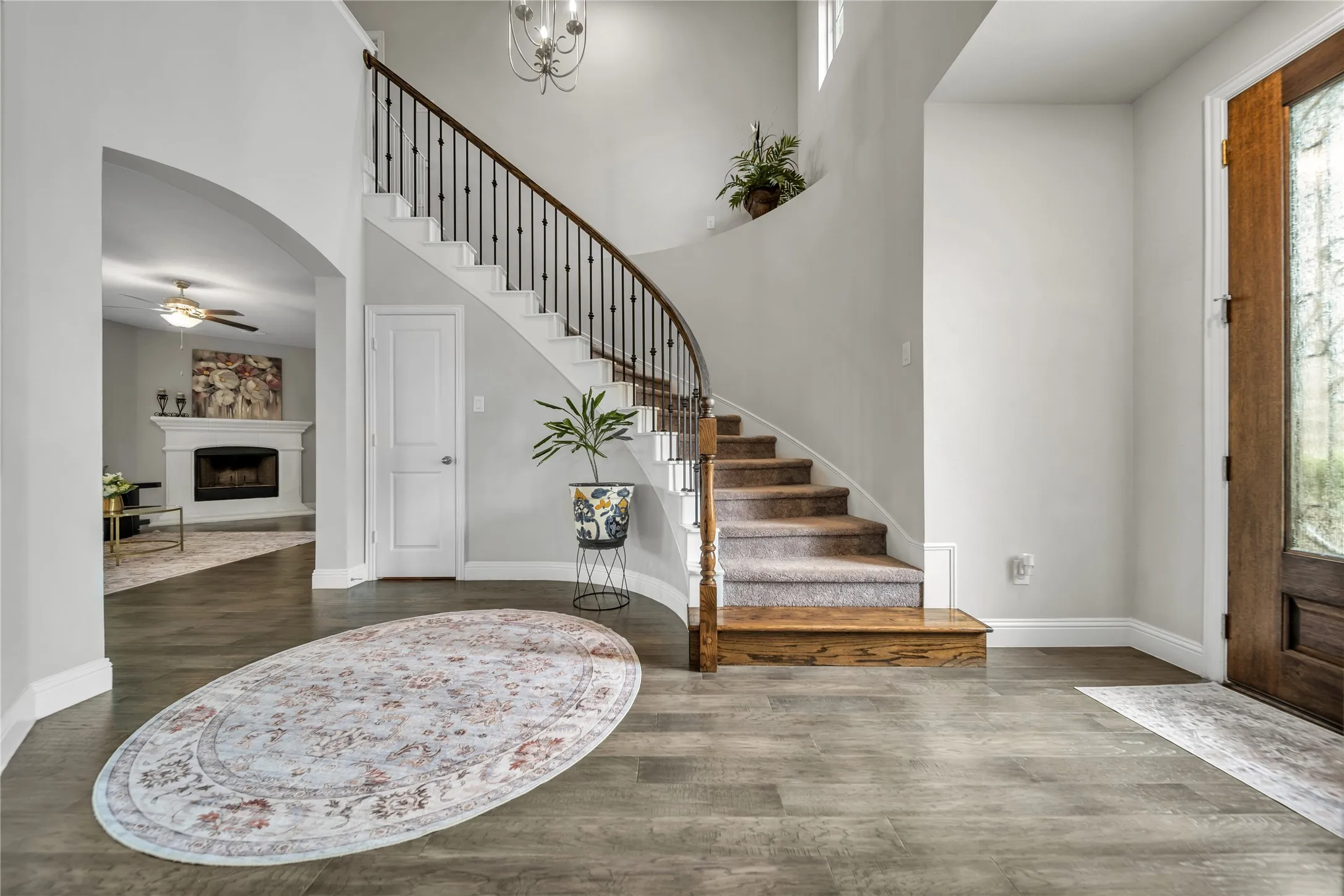Single Family Residence For Sale in Ellis County , 454 Hillstone Drive, Midlothian, Texas 76065, 4 Bedrooms, 3 Bathrooms, 2 Garage spaces, 3,118 Sqft, built in 2020, Price $495,000, mls#21210352, Real Estate Agent in Midlothian, Homes For Sale in Ellis county, Homes For Sale in Midlothian, Realtor in Midlothian Texas, Real Estate Brokerage Independent Realty Texas, Luminita Cordes Realtor