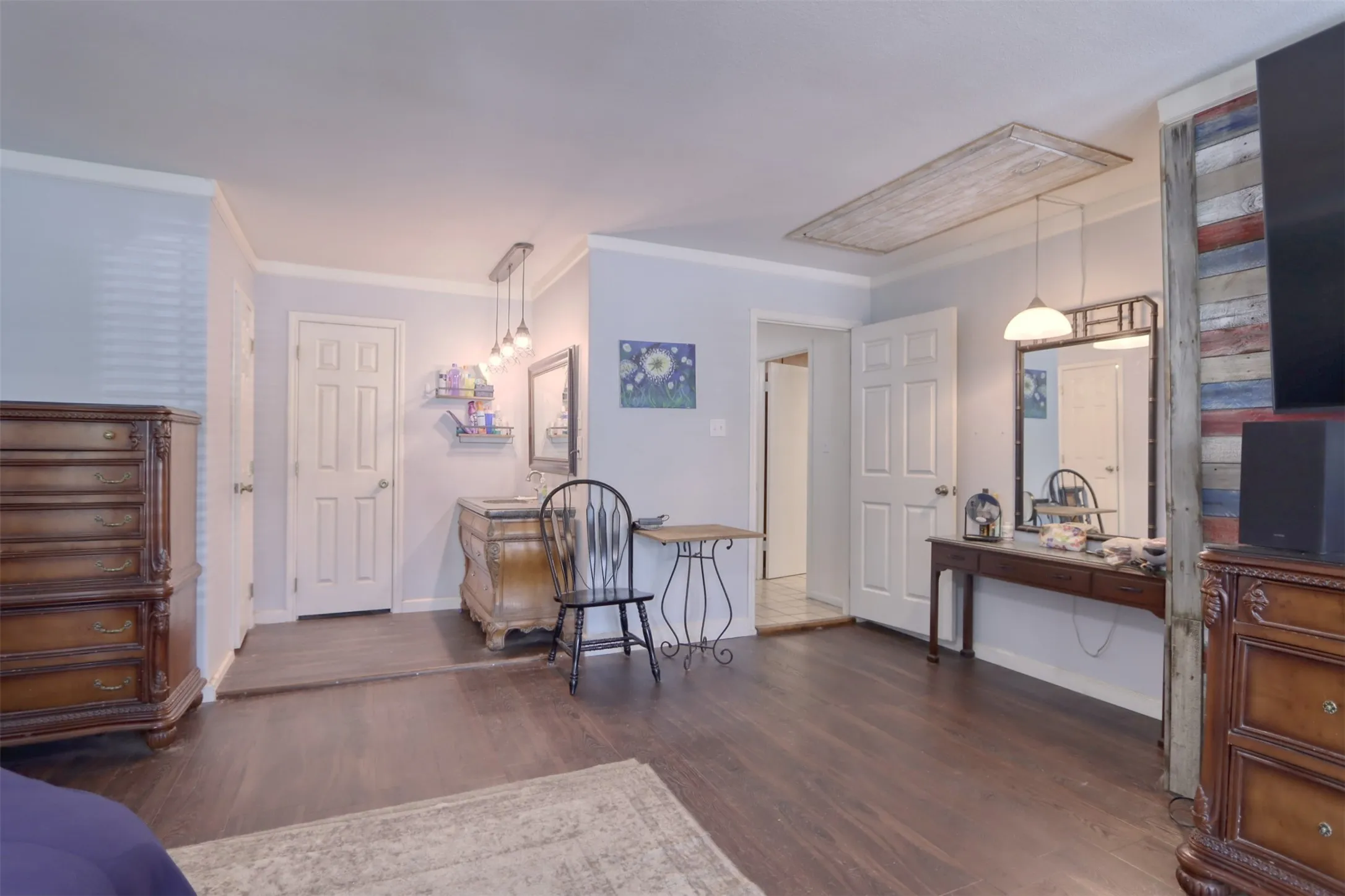 Single Family Residence For Sale in Bosque County , 914 S Avenue N, Clifton, Texas 76634, 4 Bedroom, 2 Bathroom, Garage spaces, 2,304 Sqft, built in 1974, Preowned, mls#21210365, Real Estate Agent in Clifton, Homes For Sale in Bosque county, Homes For Sale in Clifton, Realtor in Clifton Texas, Real Estate Brokerage Independent Realty Texas, Luminita Cordes Realtor