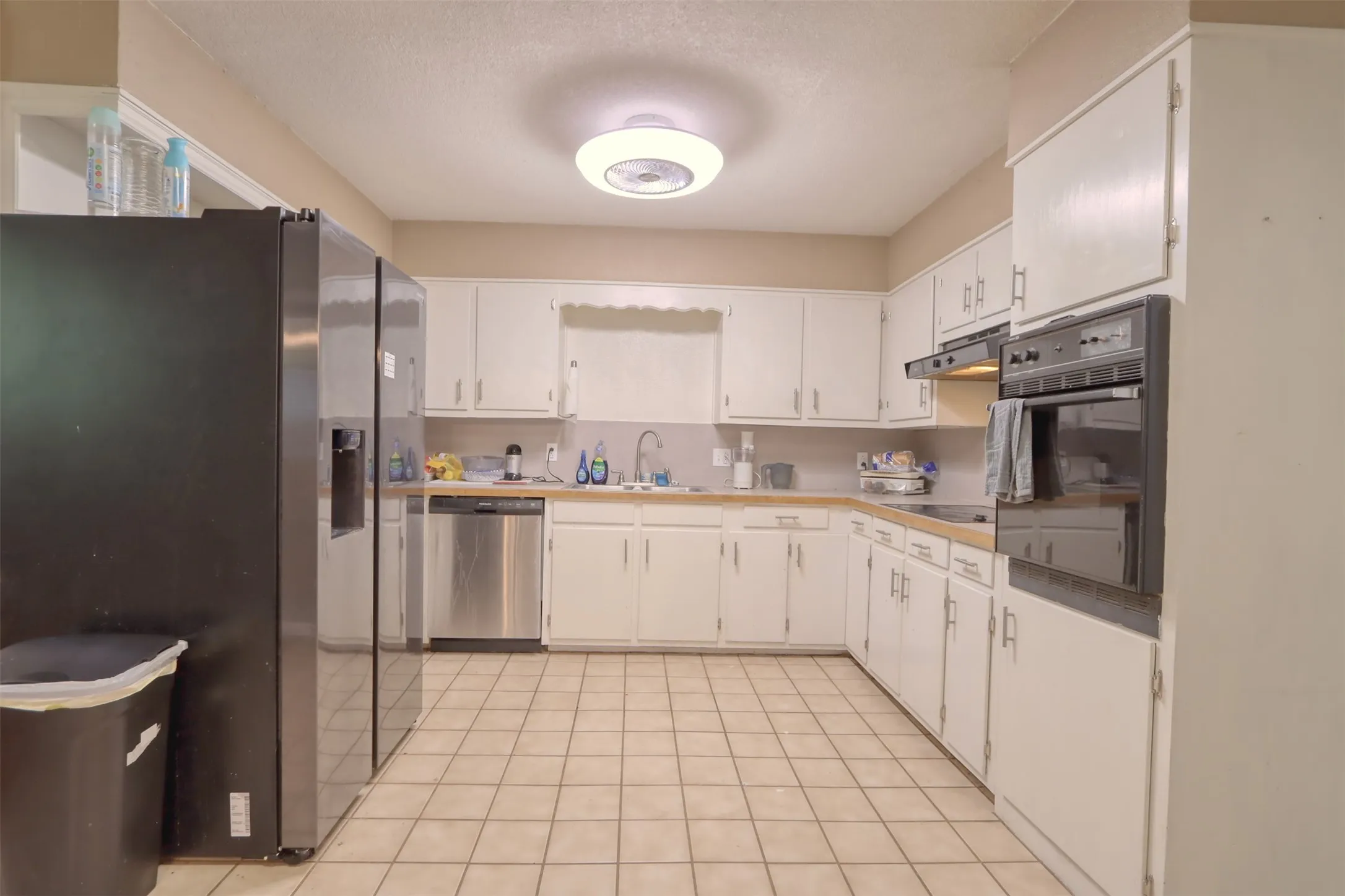 Single Family Residence For Sale in Bosque County , 914 S Avenue N, Clifton, Texas 76634, 4 Bedroom, 2 Bathroom, Garage spaces, 2,304 Sqft, built in 1974, Preowned, mls#21210365, Real Estate Agent in Clifton, Homes For Sale in Bosque county, Homes For Sale in Clifton, Realtor in Clifton Texas, Real Estate Brokerage Independent Realty Texas, Luminita Cordes Realtor