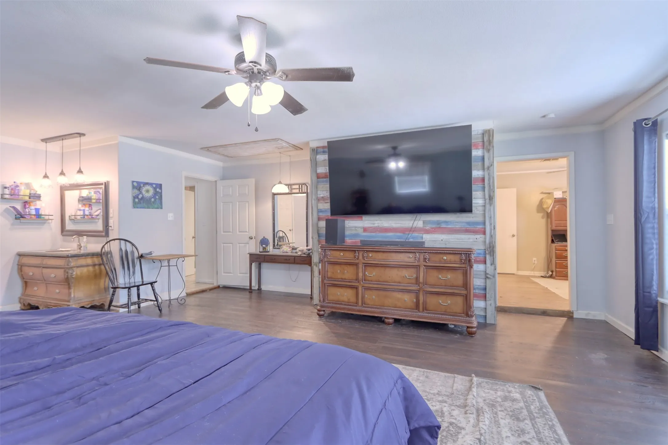 Single Family Residence For Sale in Bosque County , 914 S Avenue N, Clifton, Texas 76634, 4 Bedroom, 2 Bathroom, Garage spaces, 2,304 Sqft, built in 1974, Preowned, mls#21210365, Real Estate Agent in Clifton, Homes For Sale in Bosque county, Homes For Sale in Clifton, Realtor in Clifton Texas, Real Estate Brokerage Independent Realty Texas, Luminita Cordes Realtor