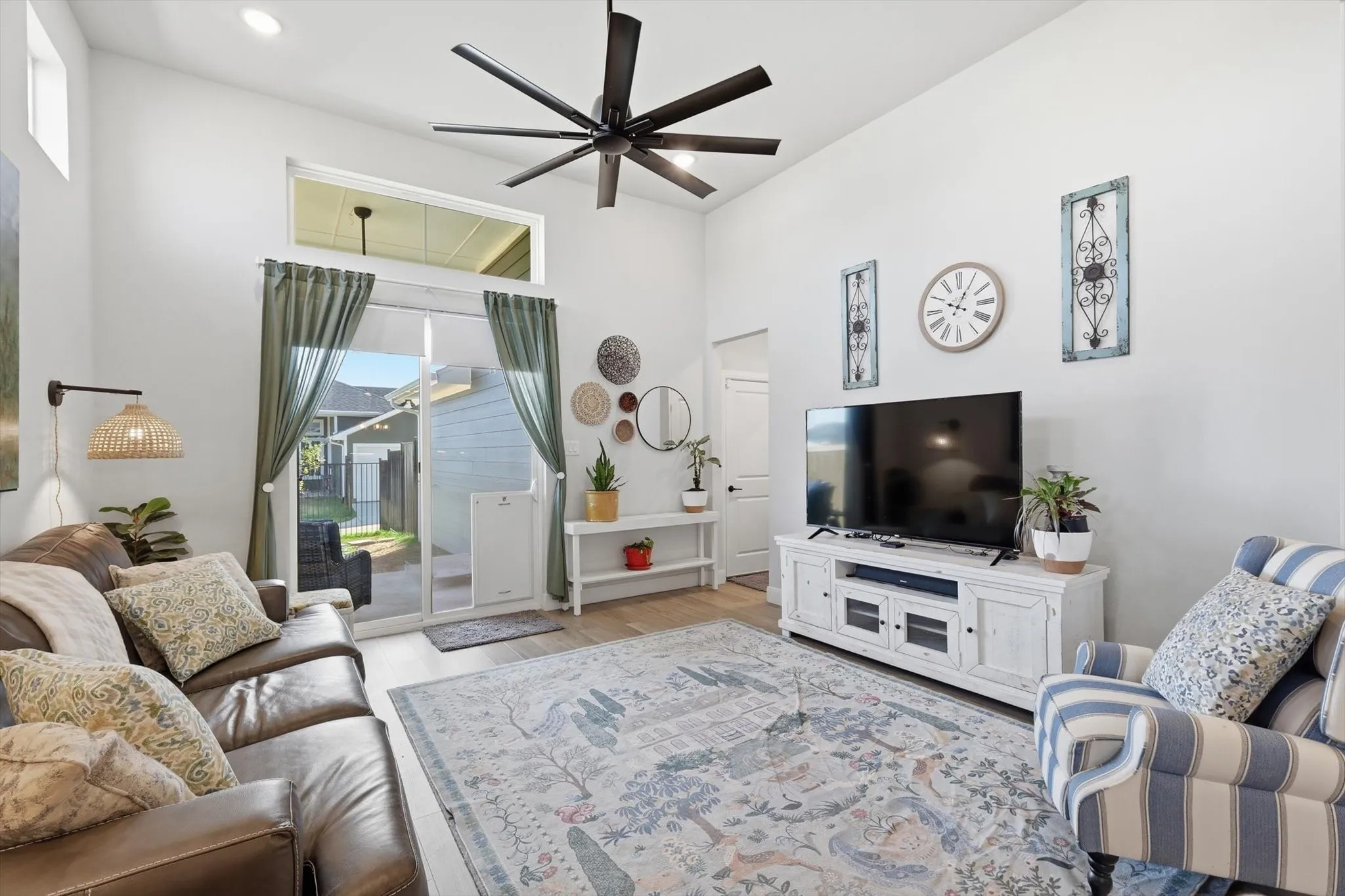 Single Family Residence For Sale in Ellis County , 1018 Abigail Way, Midlothian, Texas 76065, 3 Bedroom, 2 Bathroom, 2 Garage spaces, 1,528 Sqft, built in 2025, mls#21209827, Real Estate Agent in Midlothian, Homes For Sale in Ellis county, Homes For Sale in Midlothian, Realtor in Midlothian Texas, Real Estate Brokerage Independent Realty Texas, Luminita Cordes Realtor