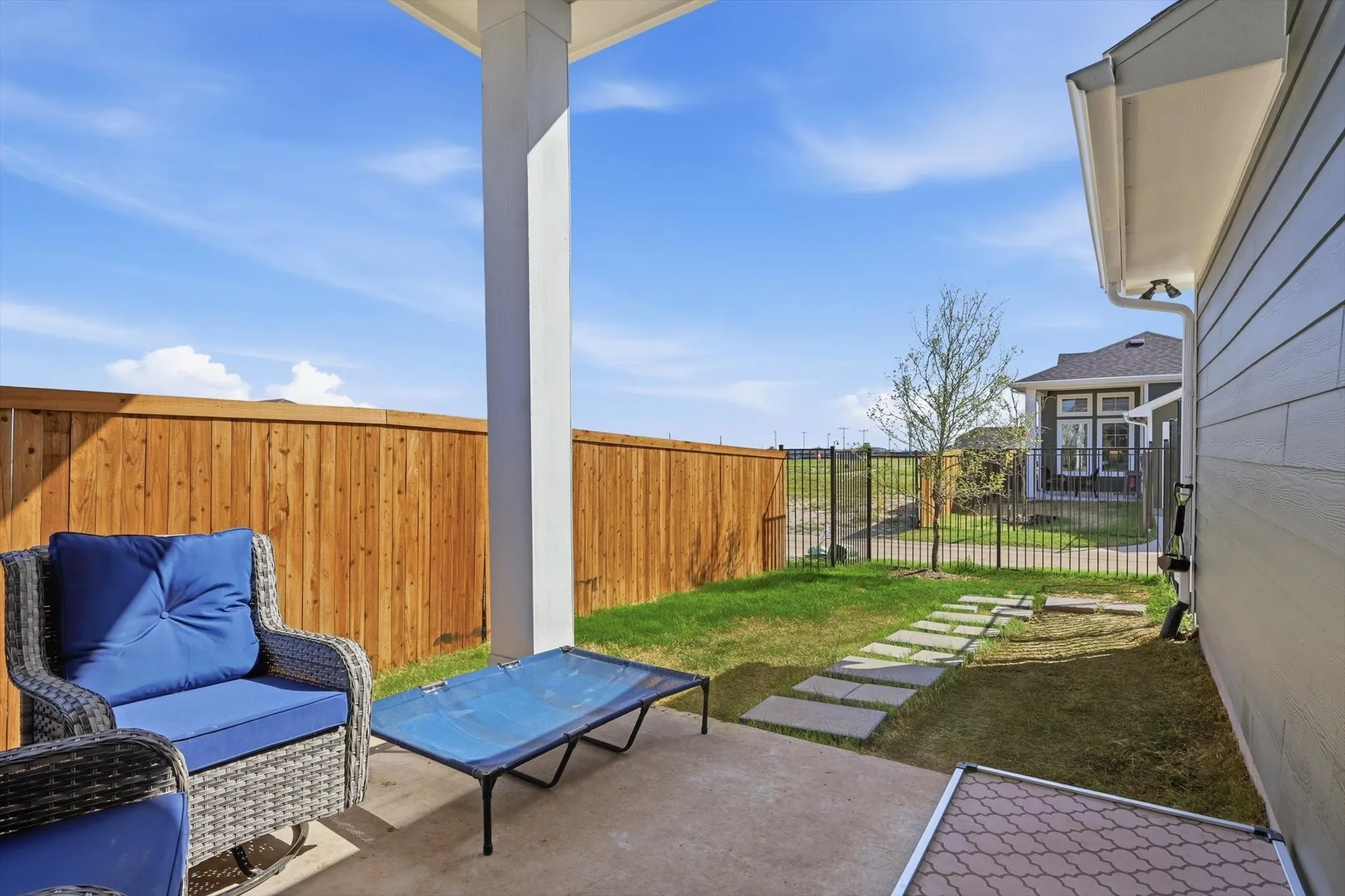 Single Family Residence For Sale in Ellis County , 1018 Abigail Way, Midlothian, Texas 76065, 3 Bedroom, 2 Bathroom, 2 Garage spaces, 1,528 Sqft, built in 2025, mls#21209827, Real Estate Agent in Midlothian, Homes For Sale in Ellis county, Homes For Sale in Midlothian, Realtor in Midlothian Texas, Real Estate Brokerage Independent Realty Texas, Luminita Cordes Realtor