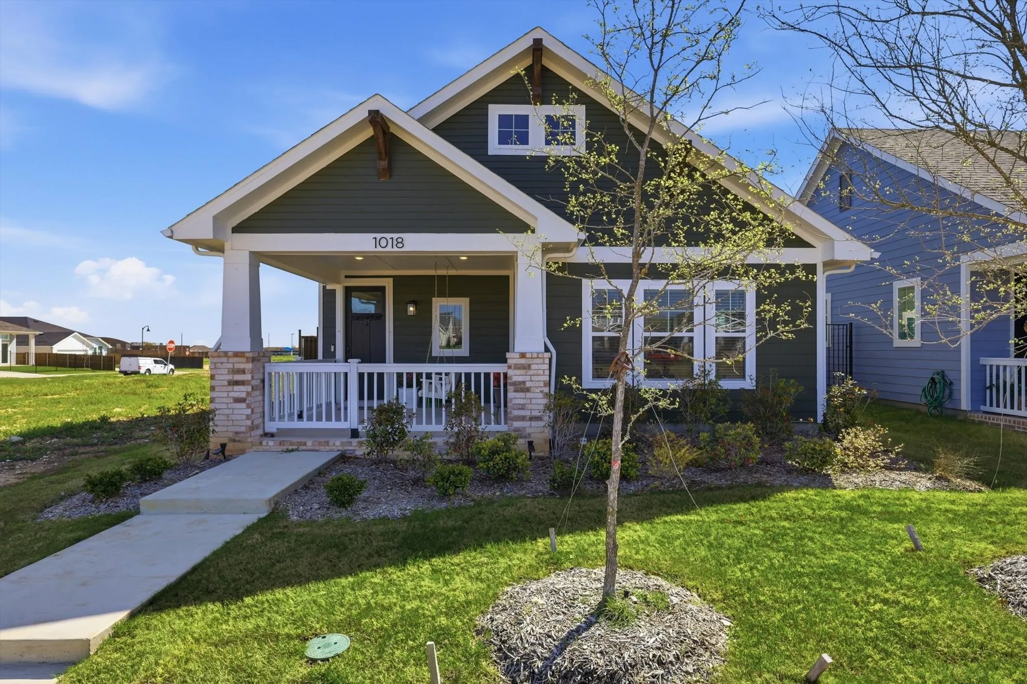 Single Family Residence For Sale in Ellis County , 1018 Abigail Way, Midlothian, Texas 76065, 3 Bedroom, 2 Bathroom, 2 Garage spaces, 1,528 Sqft, built in 2025, mls#21209827, Real Estate Agent in Midlothian, Homes For Sale in Ellis county, Homes For Sale in Midlothian, Realtor in Midlothian Texas, Real Estate Brokerage Independent Realty Texas, Luminita Cordes Realtor