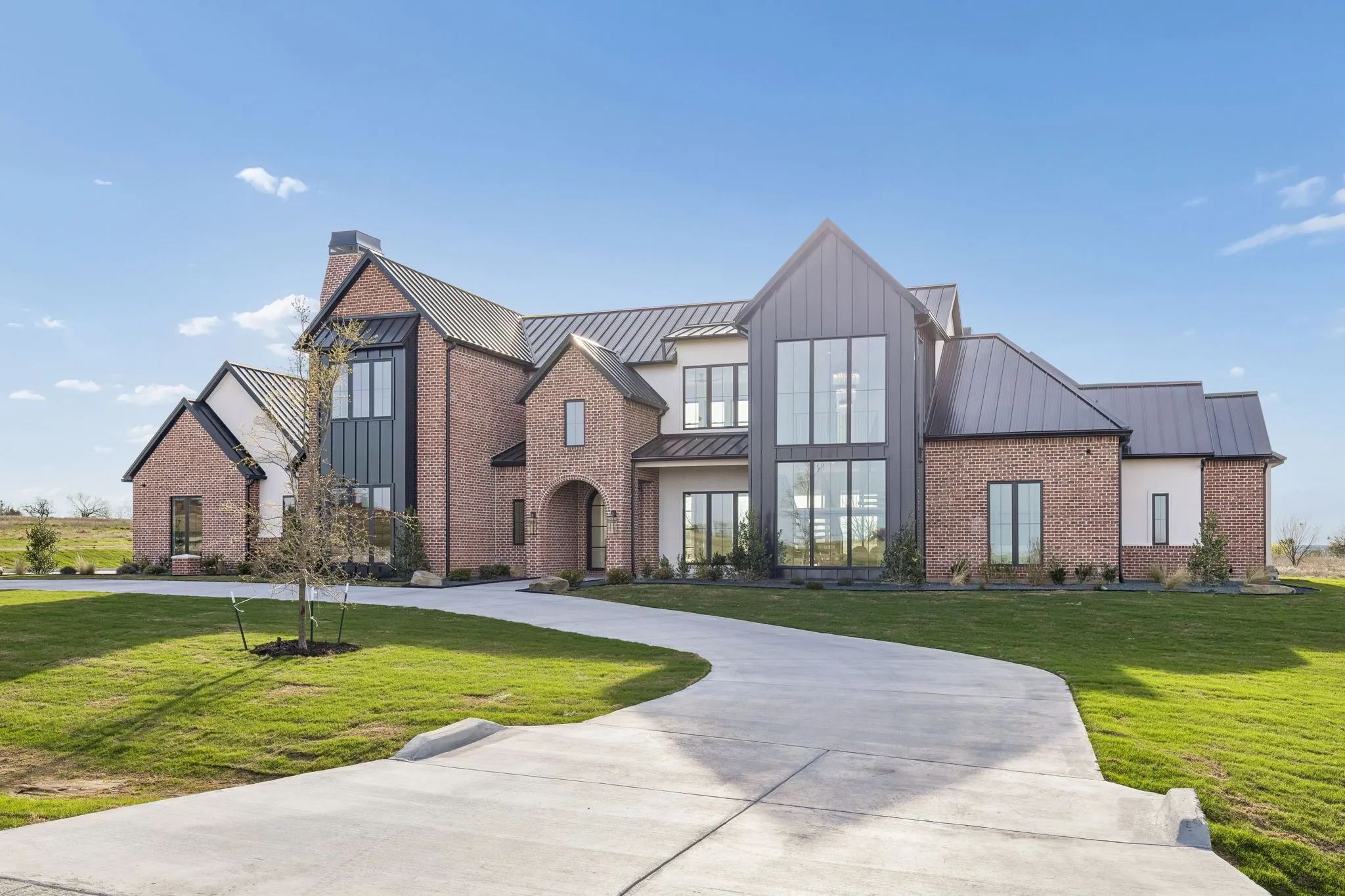 Single Family Residence For Sale in Parker County , 2016 Verona Drive, Weatherford, Texas 76087, 4 Bedroom, 4 Bathroom, 4 Garage spaces, 5,398 Sqft, built in 2026, mls#21209354, Real Estate Agent in Weatherford, Homes For Sale in Parker county, Homes For Sale in Weatherford, Realtor in Weatherford Texas, Real Estate Brokerage Independent Realty Texas, Luminita Cordes Realtor