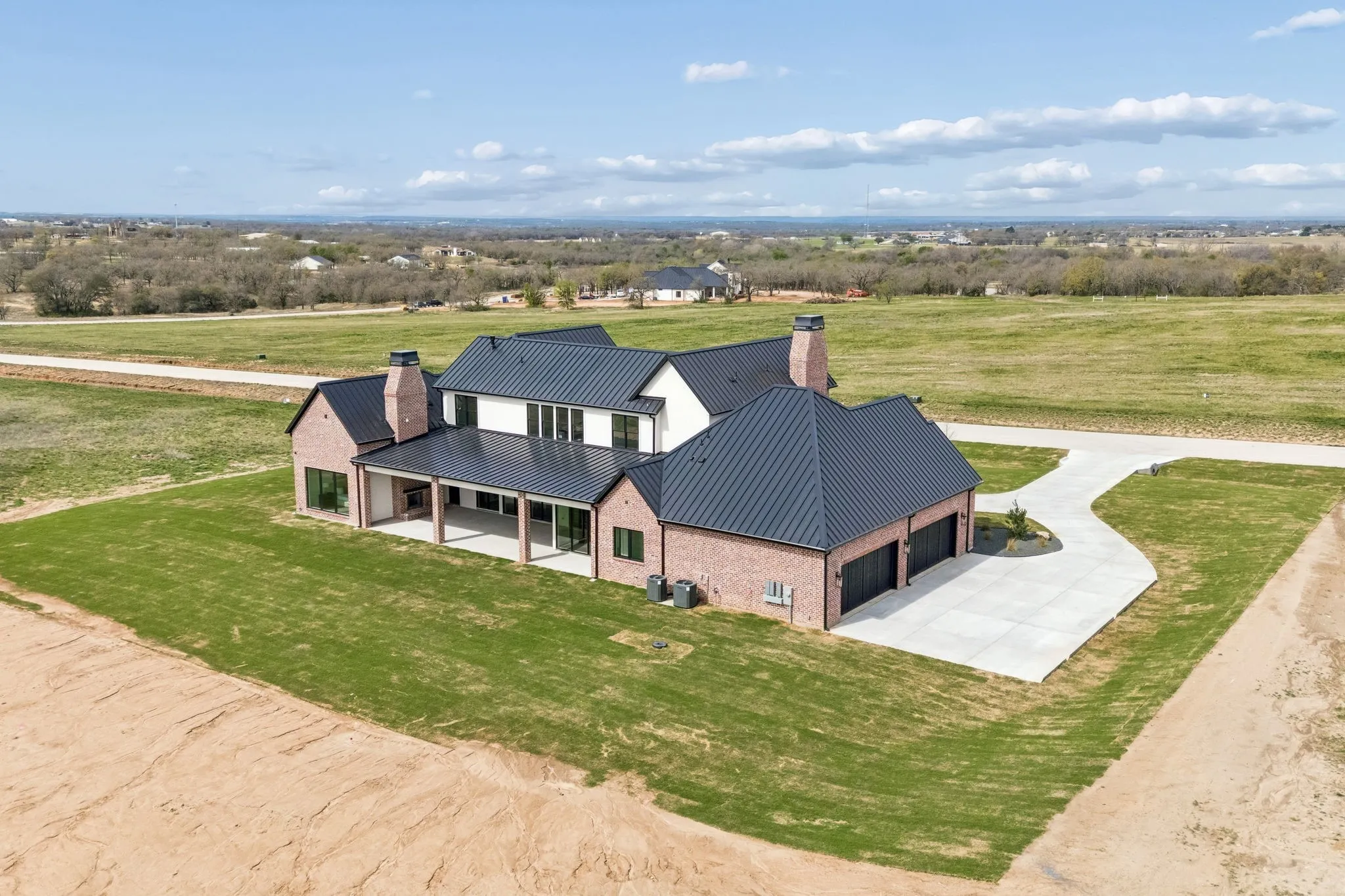 Single Family Residence For Sale in Parker County , 2016 Verona Drive, Weatherford, Texas 76087, 4 Bedroom, 4 Bathroom, 4 Garage spaces, 5,398 Sqft, built in 2026, mls#21209354, Real Estate Agent in Weatherford, Homes For Sale in Parker county, Homes For Sale in Weatherford, Realtor in Weatherford Texas, Real Estate Brokerage Independent Realty Texas, Luminita Cordes Realtor