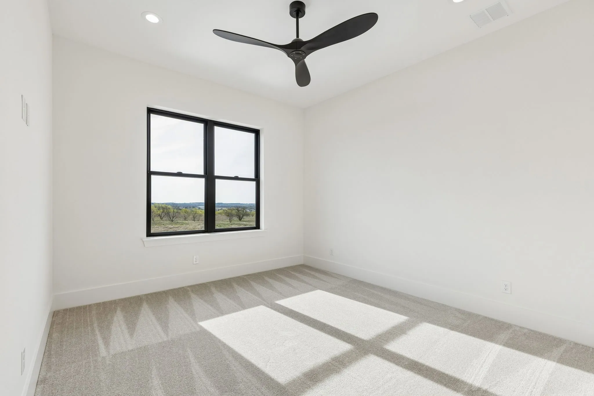 Single Family Residence For Sale in Parker County , 2016 Verona Drive, Weatherford, Texas 76087, 4 Bedroom, 4 Bathroom, 4 Garage spaces, 5,398 Sqft, built in 2026, mls#21209354, Real Estate Agent in Weatherford, Homes For Sale in Parker county, Homes For Sale in Weatherford, Realtor in Weatherford Texas, Real Estate Brokerage Independent Realty Texas, Luminita Cordes Realtor