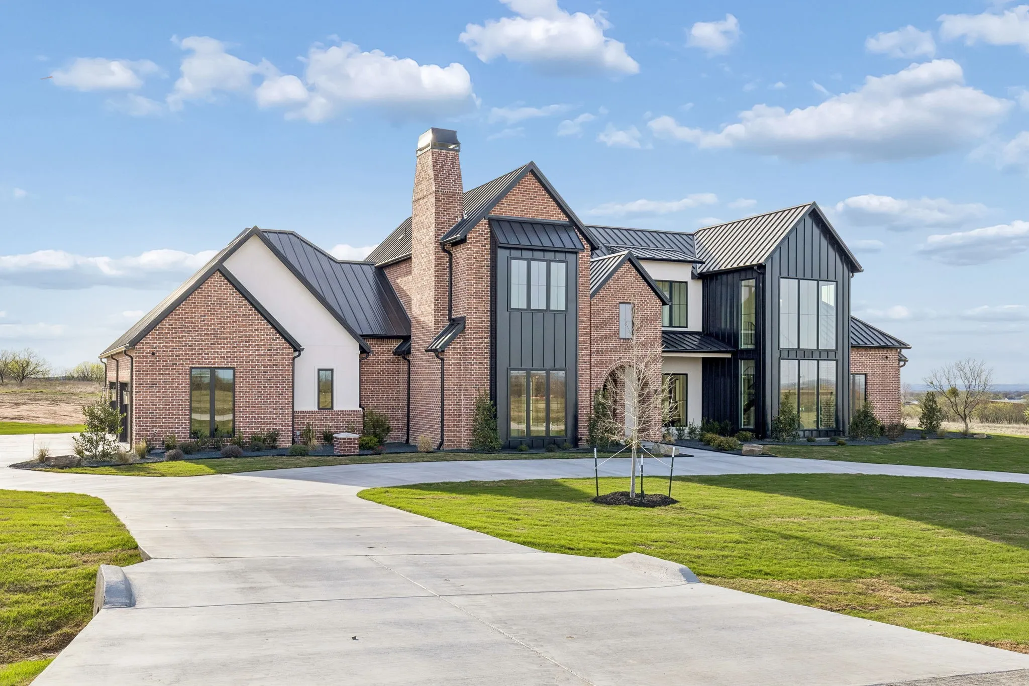 Single Family Residence For Sale in Parker County , 2016 Verona Drive, Weatherford, Texas 76087, 4 Bedroom, 4 Bathroom, 4 Garage spaces, 5,398 Sqft, built in 2026, mls#21209354, Real Estate Agent in Weatherford, Homes For Sale in Parker county, Homes For Sale in Weatherford, Realtor in Weatherford Texas, Real Estate Brokerage Independent Realty Texas, Luminita Cordes Realtor
