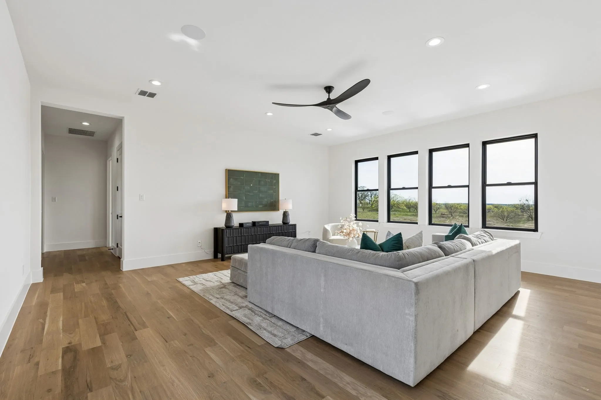 Single Family Residence For Sale in Parker County , 2016 Verona Drive, Weatherford, Texas 76087, 4 Bedroom, 4 Bathroom, 4 Garage spaces, 5,398 Sqft, built in 2026, mls#21209354, Real Estate Agent in Weatherford, Homes For Sale in Parker county, Homes For Sale in Weatherford, Realtor in Weatherford Texas, Real Estate Brokerage Independent Realty Texas, Luminita Cordes Realtor