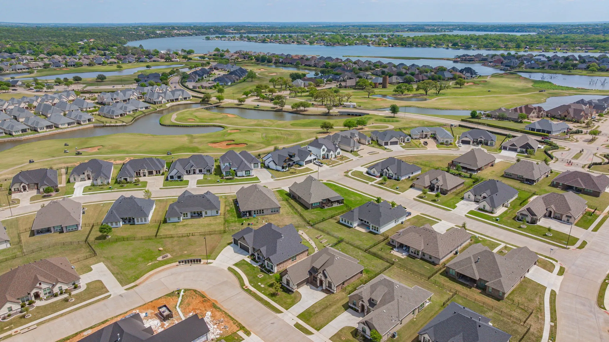 Single Family Residence For Sale in Hood County , 1038 Mickelson Drive, Granbury, Texas 76048, 4 Bedroom, 2 Bathroom, 2 Garage spaces, 2,294 Sqft, built in 2022, mls#21194523, Real Estate Agent in Granbury, Homes For Sale in Hood county, Homes For Sale in Granbury, Realtor in Granbury Texas, Real Estate Brokerage Independent Realty Texas, Luminita Cordes Realtor