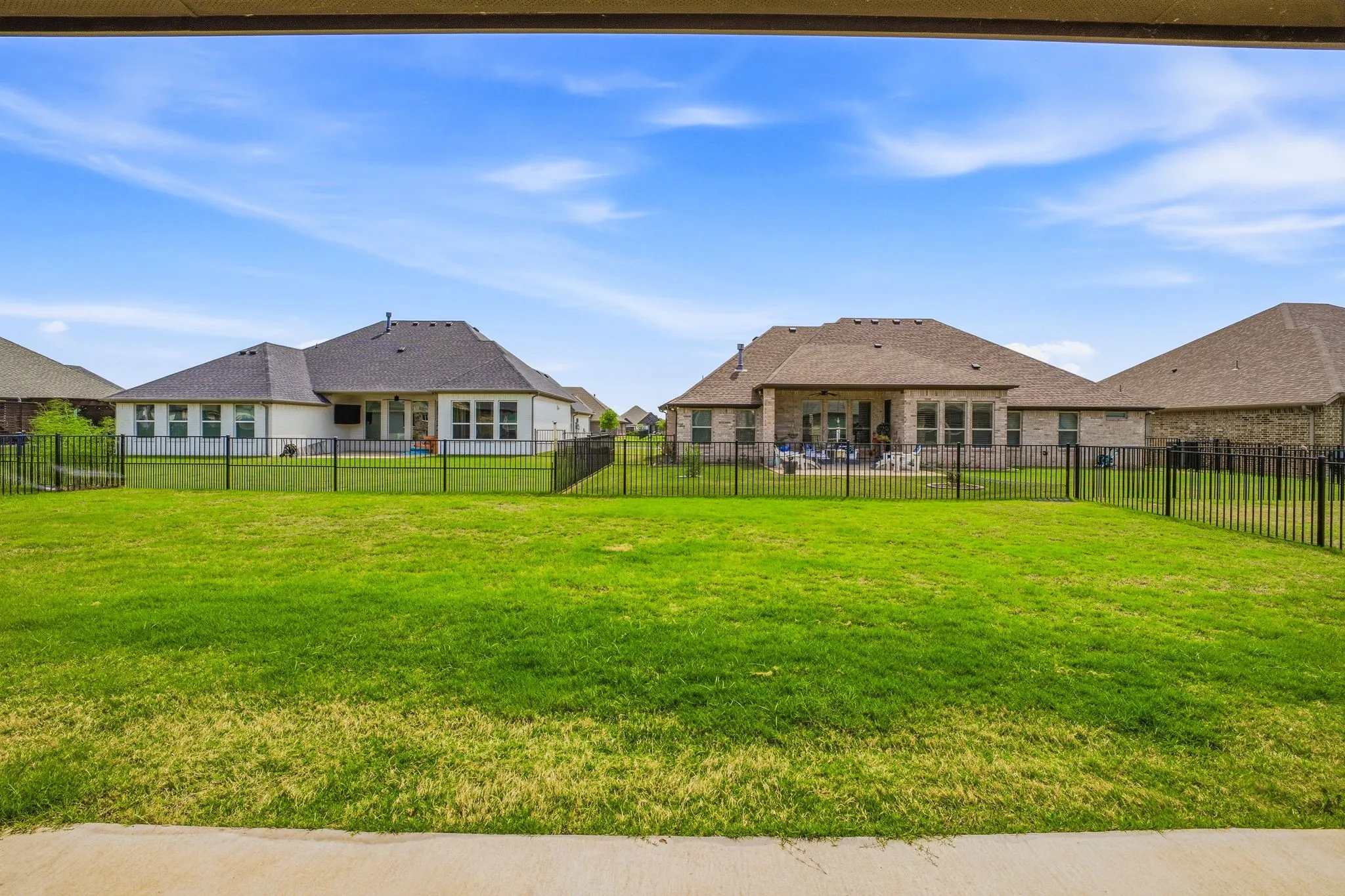 Single Family Residence For Sale in Hood County , 1038 Mickelson Drive, Granbury, Texas 76048, 4 Bedroom, 2 Bathroom, 2 Garage spaces, 2,294 Sqft, built in 2022, mls#21194523, Real Estate Agent in Granbury, Homes For Sale in Hood county, Homes For Sale in Granbury, Realtor in Granbury Texas, Real Estate Brokerage Independent Realty Texas, Luminita Cordes Realtor