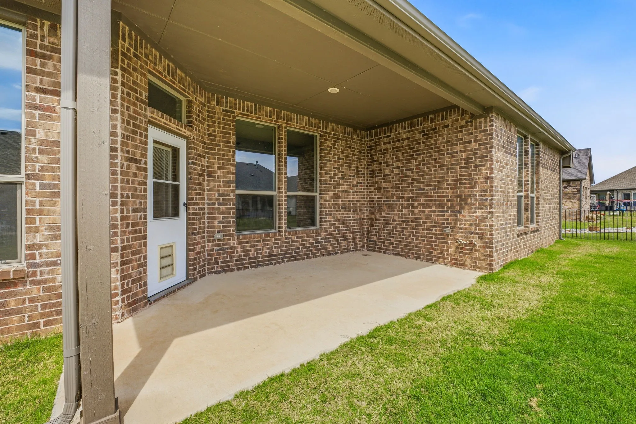 Single Family Residence For Sale in Hood County , 1038 Mickelson Drive, Granbury, Texas 76048, 4 Bedroom, 2 Bathroom, 2 Garage spaces, 2,294 Sqft, built in 2022, mls#21194523, Real Estate Agent in Granbury, Homes For Sale in Hood county, Homes For Sale in Granbury, Realtor in Granbury Texas, Real Estate Brokerage Independent Realty Texas, Luminita Cordes Realtor