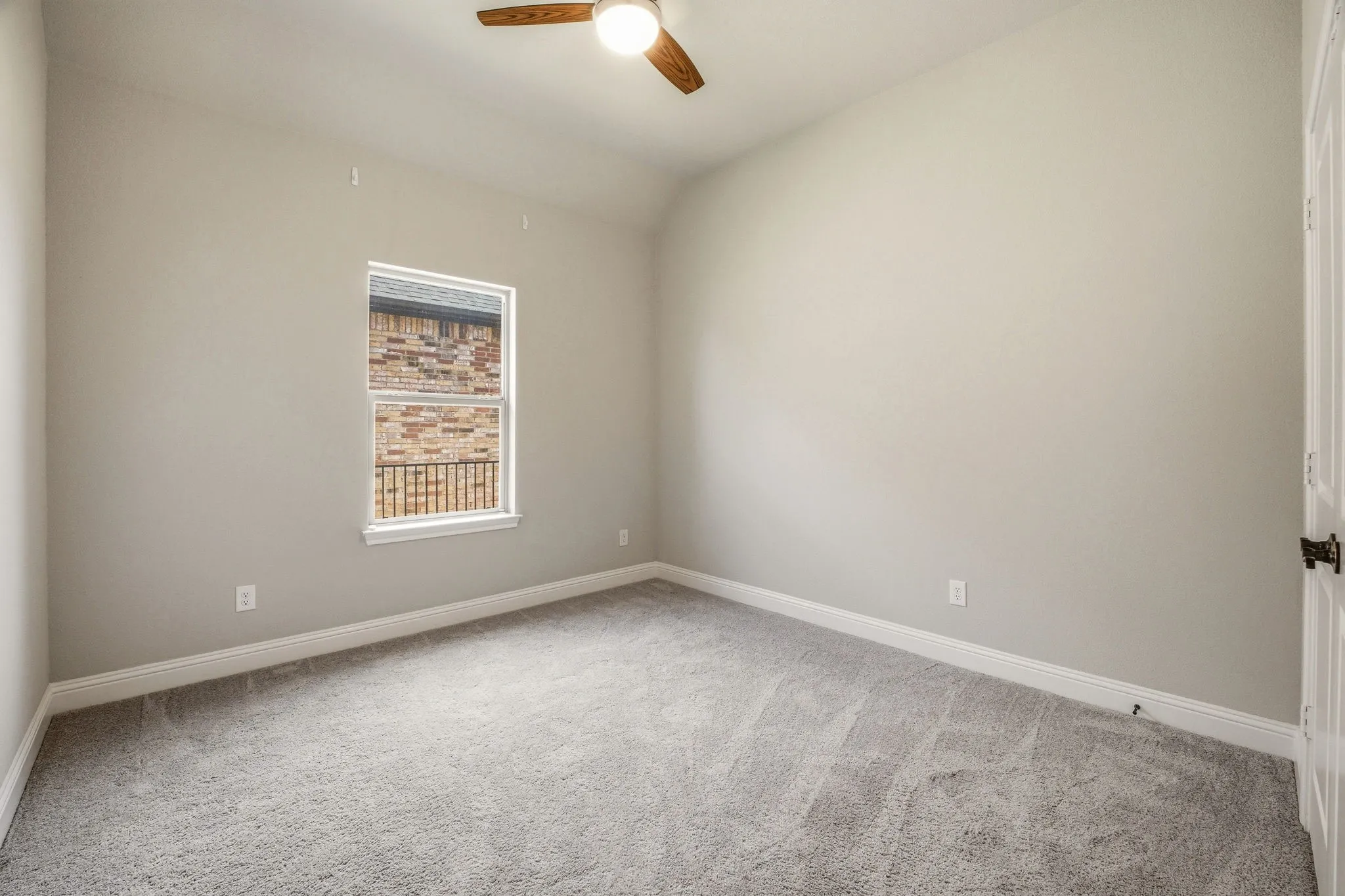 Single Family Residence For Sale in Hood County , 1038 Mickelson Drive, Granbury, Texas 76048, 4 Bedroom, 2 Bathroom, 2 Garage spaces, 2,294 Sqft, built in 2022, mls#21194523, Real Estate Agent in Granbury, Homes For Sale in Hood county, Homes For Sale in Granbury, Realtor in Granbury Texas, Real Estate Brokerage Independent Realty Texas, Luminita Cordes Realtor