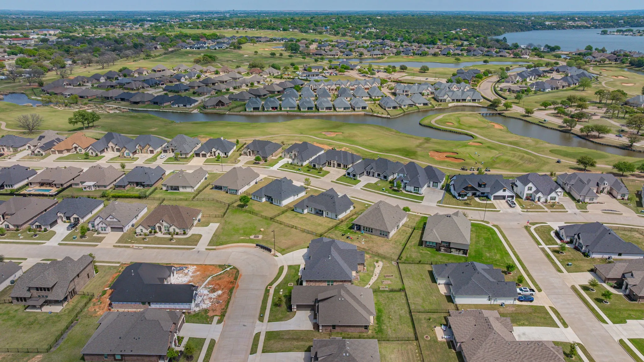 Single Family Residence For Sale in Hood County , 1038 Mickelson Drive, Granbury, Texas 76048, 4 Bedroom, 2 Bathroom, 2 Garage spaces, 2,294 Sqft, built in 2022, mls#21194523, Real Estate Agent in Granbury, Homes For Sale in Hood county, Homes For Sale in Granbury, Realtor in Granbury Texas, Real Estate Brokerage Independent Realty Texas, Luminita Cordes Realtor