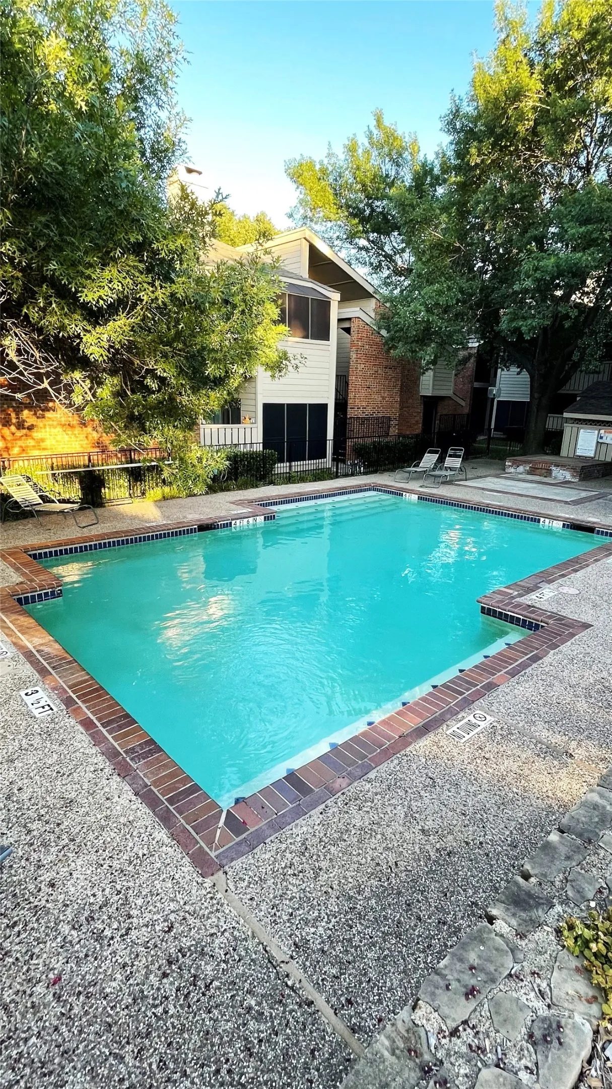 Condominium For Sale in Dallas County , 9600 Royal Lane 604, Dallas, Texas 75243, 2 Bedroom, 2 Bathroom, Garage spaces, 1,064 Sqft, built in 1983, mls#21210611, Real Estate Agent in Dallas, Homes For Sale in Dallas county, Homes For Sale in Dallas, Realtor in Dallas Texas, Real Estate Brokerage Independent Realty Texas, Luminita Cordes Realtor