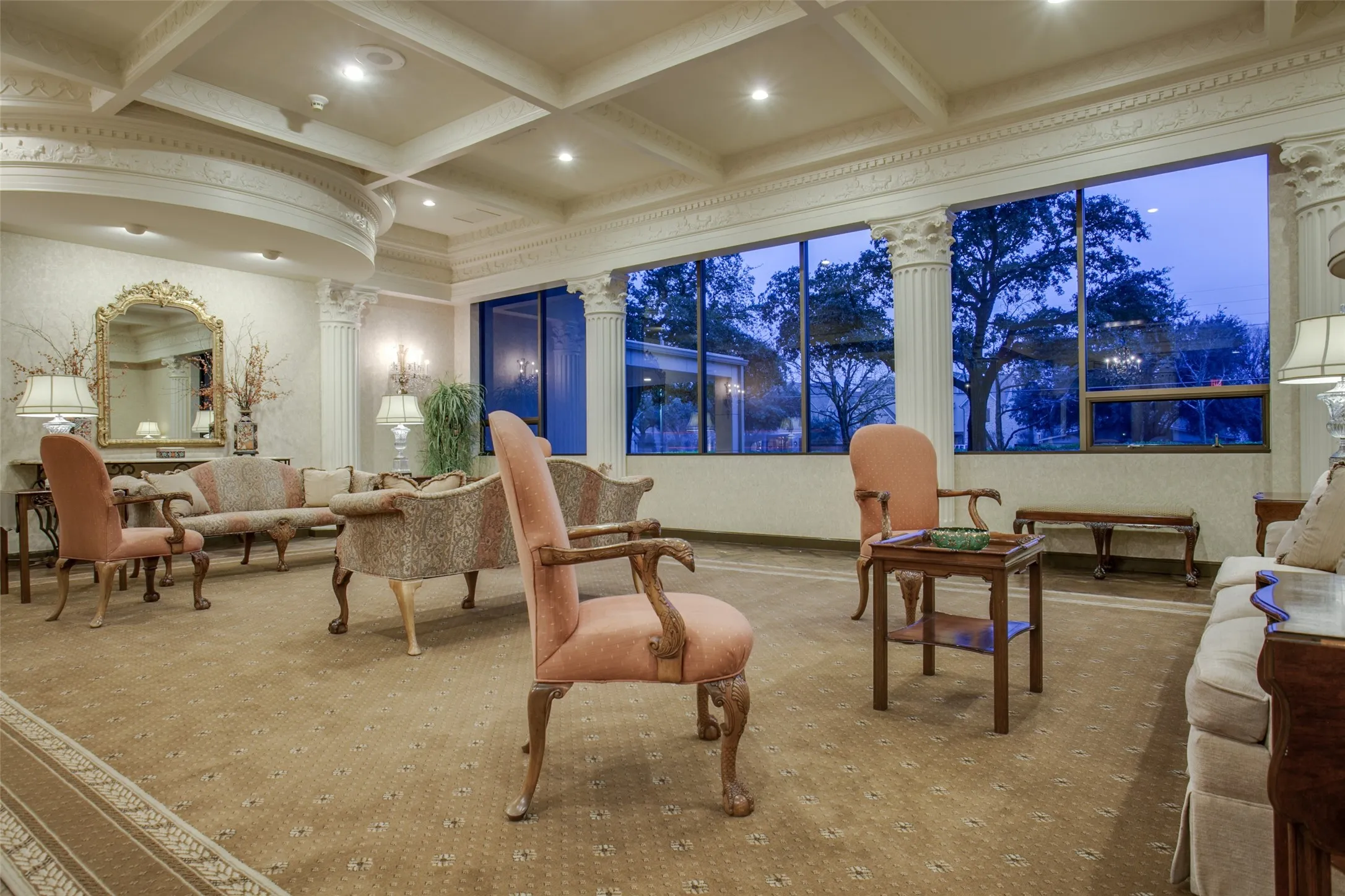 Sitting area just off of the entry.