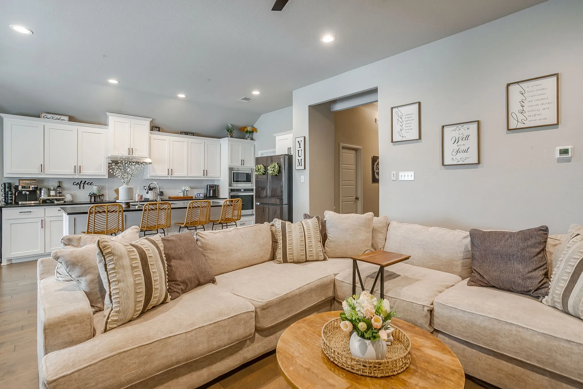 Single Family Residence For Sale in Johnson County , 709 Waterford Way, Joshua, Texas 76058, 3 Bedroom, 2 Bathroom, 2 Garage spaces, 1,980 Sqft, built in 2019, mls#21210793, Real Estate Agent in Joshua, Homes For Sale in Johnson county, Homes For Sale in Joshua, Realtor in Joshua Texas, Real Estate Brokerage Independent Realty Texas, Luminita Cordes Realtor