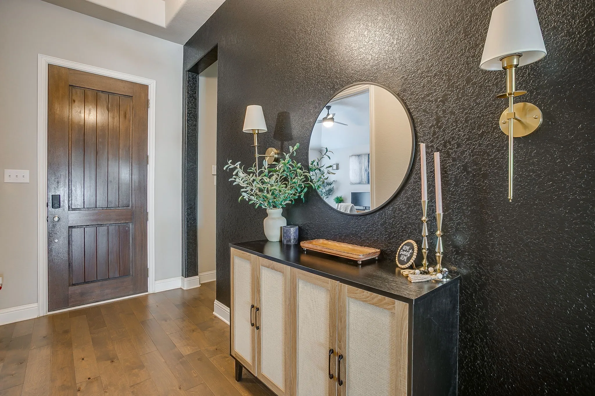 Single Family Residence For Sale in Johnson County , 709 Waterford Way, Joshua, Texas 76058, 3 Bedroom, 2 Bathroom, 2 Garage spaces, 1,980 Sqft, built in 2019, mls#21210793, Real Estate Agent in Joshua, Homes For Sale in Johnson county, Homes For Sale in Joshua, Realtor in Joshua Texas, Real Estate Brokerage Independent Realty Texas, Luminita Cordes Realtor