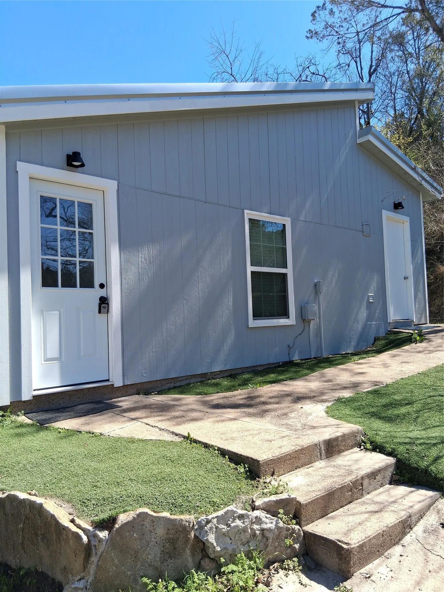 Single Family Residence For Sale in Hood County , 2807 Comanche Trail, Weatherford, Texas 76087, 3 Bedroom, 3 Bathroom, Garage spaces, 1,710 Sqft, built in 2010, mls#21210764, Real Estate Agent in Weatherford, Homes For Sale in Hood county, Homes For Sale in Weatherford, Realtor in Weatherford Texas, Real Estate Brokerage Independent Realty Texas, Luminita Cordes Realtor