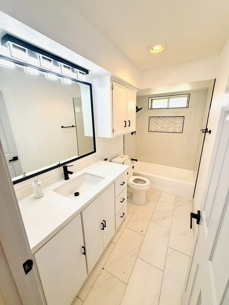 Single Family Residence For Rent in Dallas County , 4126 Kazak Street, Garland, Texas 75041, 4 Bedroom, 3 Bathroom, 2 Garage spaces, 2,422 Sqft, built in 1974, mls#21210848, Real Estate Agent in Garland, Homes For Rent in Dallas county, Homes For Rent in Garland, Realtor in Garland Texas, Real Estate Brokerage Independent Realty Texas, Luminita Cordes Realtor