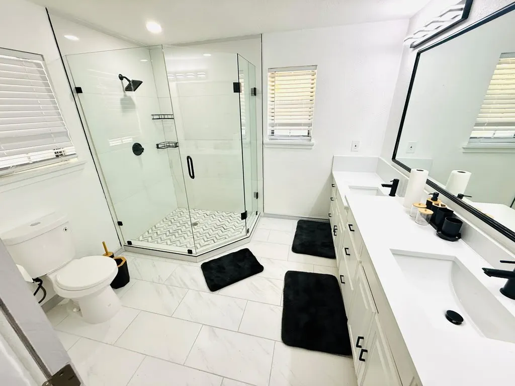 Single Family Residence For Rent in Dallas County , 4126 Kazak Street, Garland, Texas 75041, 4 Bedroom, 3 Bathroom, 2 Garage spaces, 2,422 Sqft, built in 1974, mls#21210848, Real Estate Agent in Garland, Homes For Rent in Dallas county, Homes For Rent in Garland, Realtor in Garland Texas, Real Estate Brokerage Independent Realty Texas, Luminita Cordes Realtor