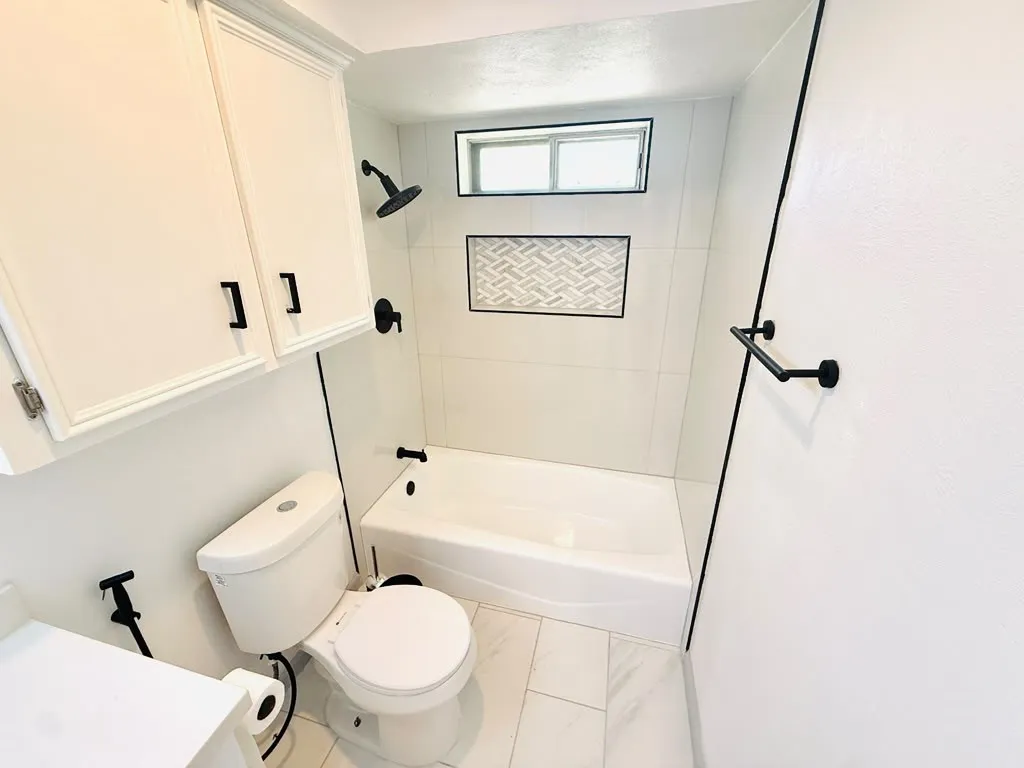 Single Family Residence For Rent in Dallas County , 4126 Kazak Street, Garland, Texas 75041, 4 Bedroom, 3 Bathroom, 2 Garage spaces, 2,422 Sqft, built in 1974, mls#21210848, Real Estate Agent in Garland, Homes For Rent in Dallas county, Homes For Rent in Garland, Realtor in Garland Texas, Real Estate Brokerage Independent Realty Texas, Luminita Cordes Realtor