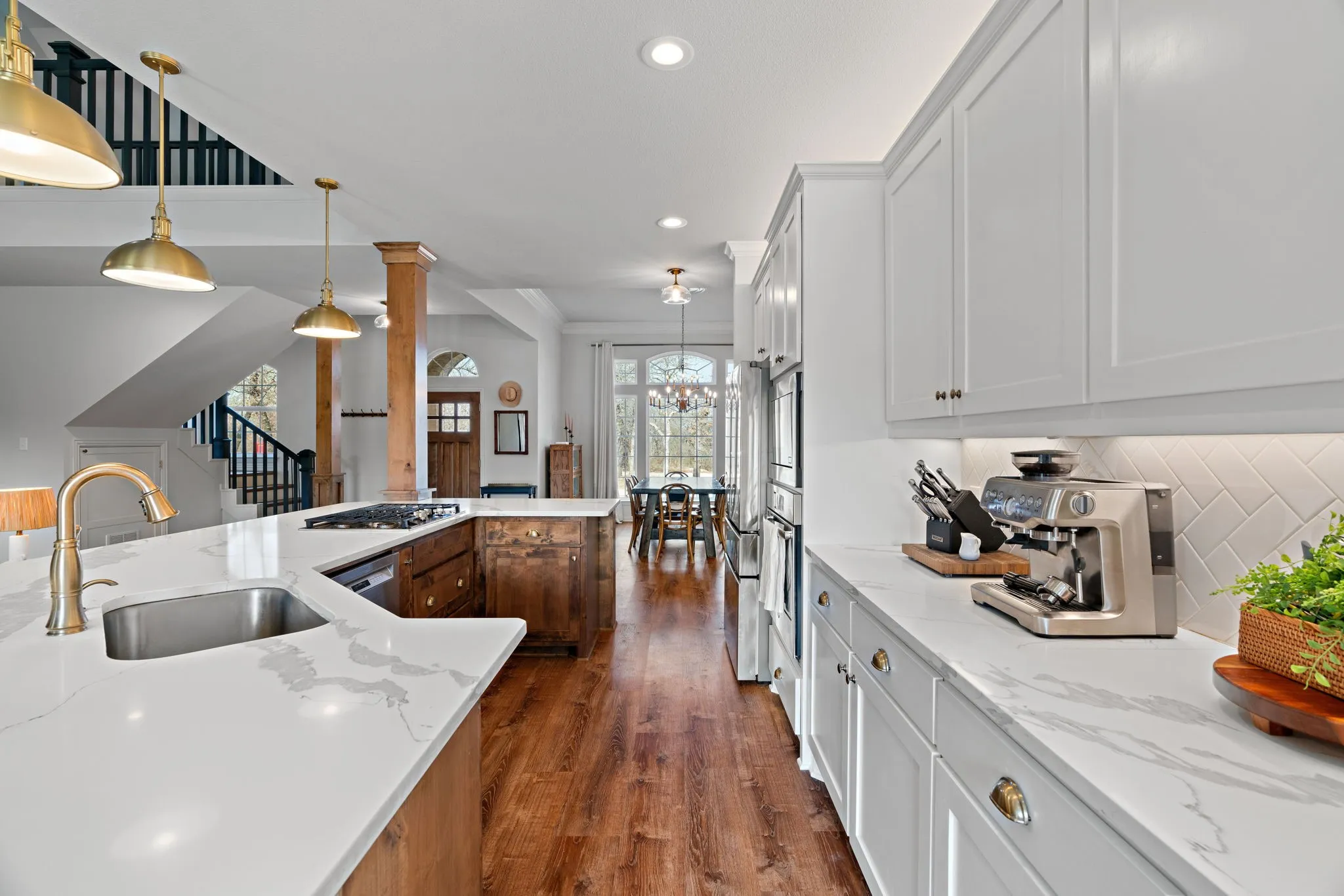 Single Family Residence For Sale in Parker County , 1659 Zion Hill Loop, Weatherford, Texas 76088, 4 Bedroom, 4 Bathroom, 2 Garage spaces, 3,258 Sqft, built in 2018, Preowned, mls#21210632, Real Estate Agent in Weatherford, Homes For Sale in Parker county, Homes For Sale in Weatherford, Realtor in Weatherford Texas, Real Estate Brokerage Independent Realty Texas, Luminita Cordes Realtor