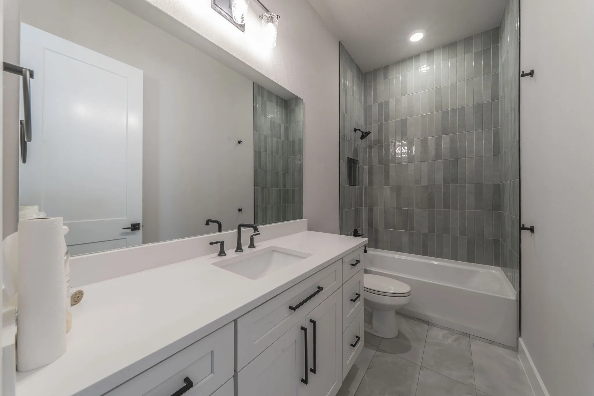 Single Family Residence For Sale in Collin County , 3614 Autumn Avenue, Princeton, Texas 75407, 5 Bedrooms, 6 Bathrooms, 4 Garage spaces, 5,819 Sqft, built in 2025, New Construction - Complete, Price $1,787,725, mls#21210945, Real Estate Agent in Princeton, Homes For Sale in Collin county, Homes For Sale in Princeton, Realtor in Princeton Texas, Real Estate Brokerage Independent Realty Texas, Luminita Cordes Realtor