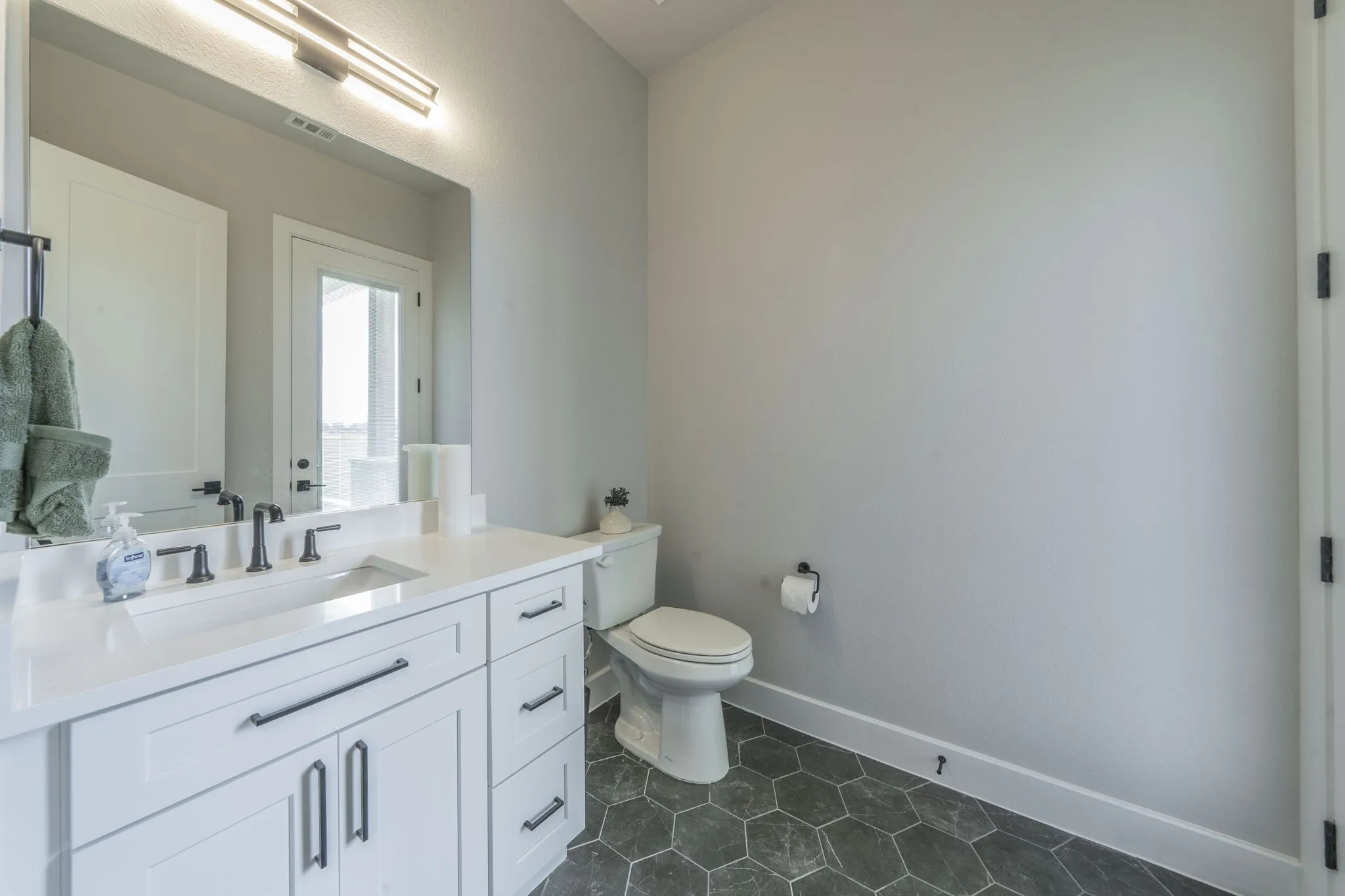 Single Family Residence For Sale in Collin County , 3614 Autumn Avenue, Princeton, Texas 75407, 5 Bedrooms, 6 Bathrooms, 4 Garage spaces, 5,819 Sqft, built in 2025, New Construction - Complete, Price $1,787,725, mls#21210945, Real Estate Agent in Princeton, Homes For Sale in Collin county, Homes For Sale in Princeton, Realtor in Princeton Texas, Real Estate Brokerage Independent Realty Texas, Luminita Cordes Realtor