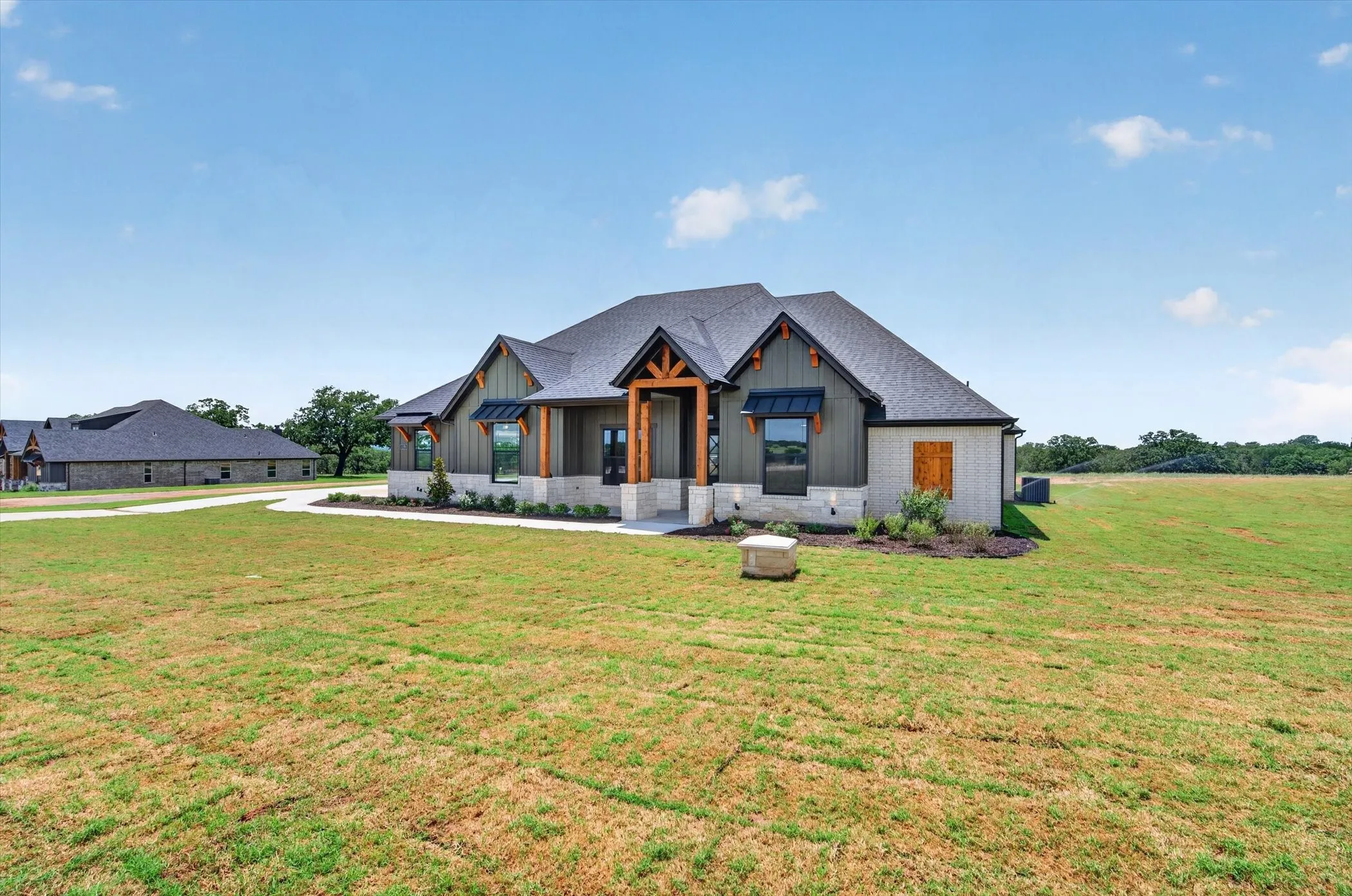 Single Family Residence For Sale in Wise County , 118 Guynell Ridge, Decatur, Texas 76234, 3 Bedroom, 3 Bathroom, 3 Garage spaces, 2,755 Sqft, built in 2026, New Construction - Incomplete, mls#21211035, Real Estate Agent in Decatur, Homes For Sale in Wise county, Homes For Sale in Decatur, Realtor in Decatur Texas, Real Estate Brokerage Independent Realty Texas, Luminita Cordes Realtor