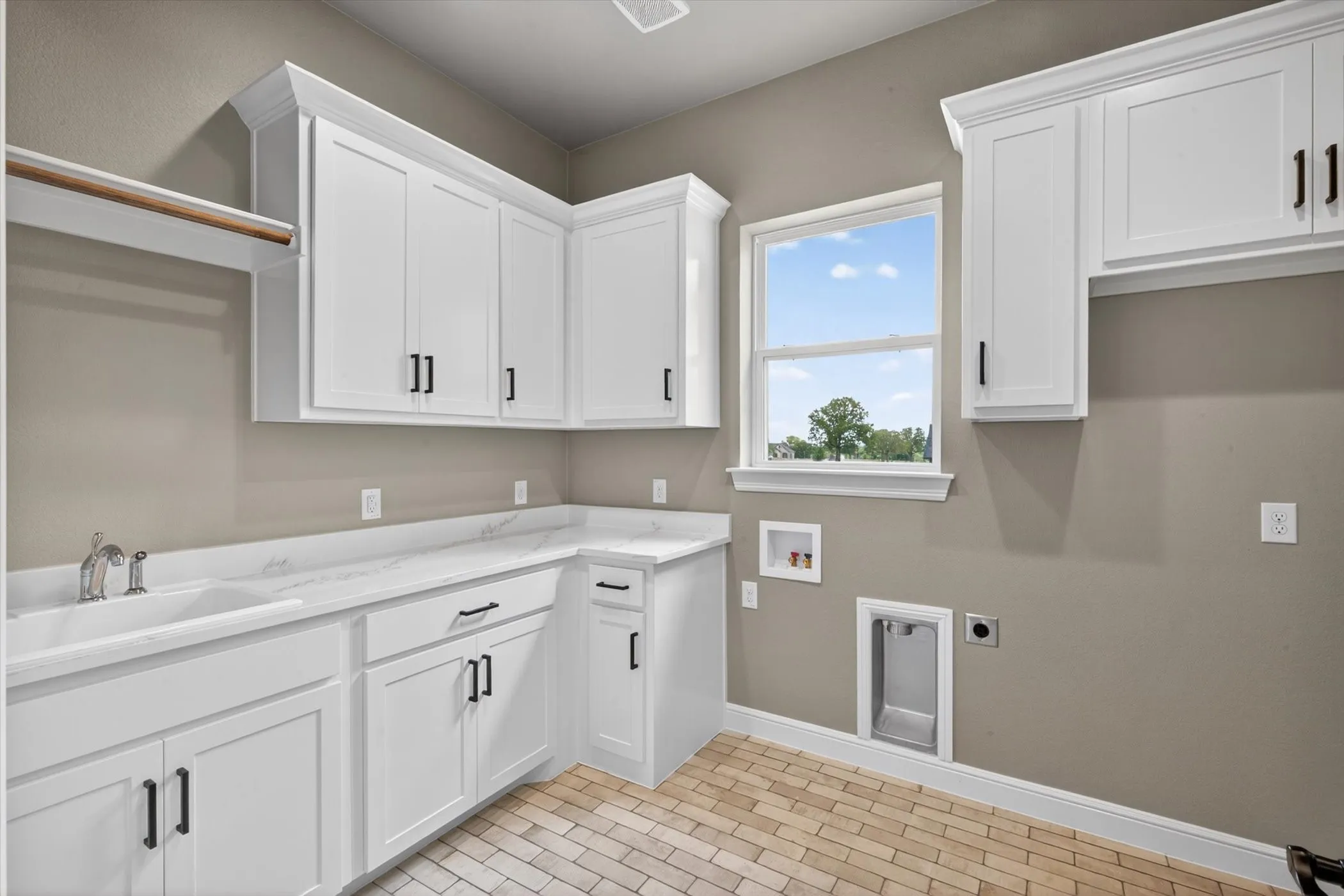 Single Family Residence For Sale in Wise County , 118 Guynell Ridge, Decatur, Texas 76234, 3 Bedroom, 3 Bathroom, 3 Garage spaces, 2,755 Sqft, built in 2026, New Construction - Incomplete, mls#21211035, Real Estate Agent in Decatur, Homes For Sale in Wise county, Homes For Sale in Decatur, Realtor in Decatur Texas, Real Estate Brokerage Independent Realty Texas, Luminita Cordes Realtor
