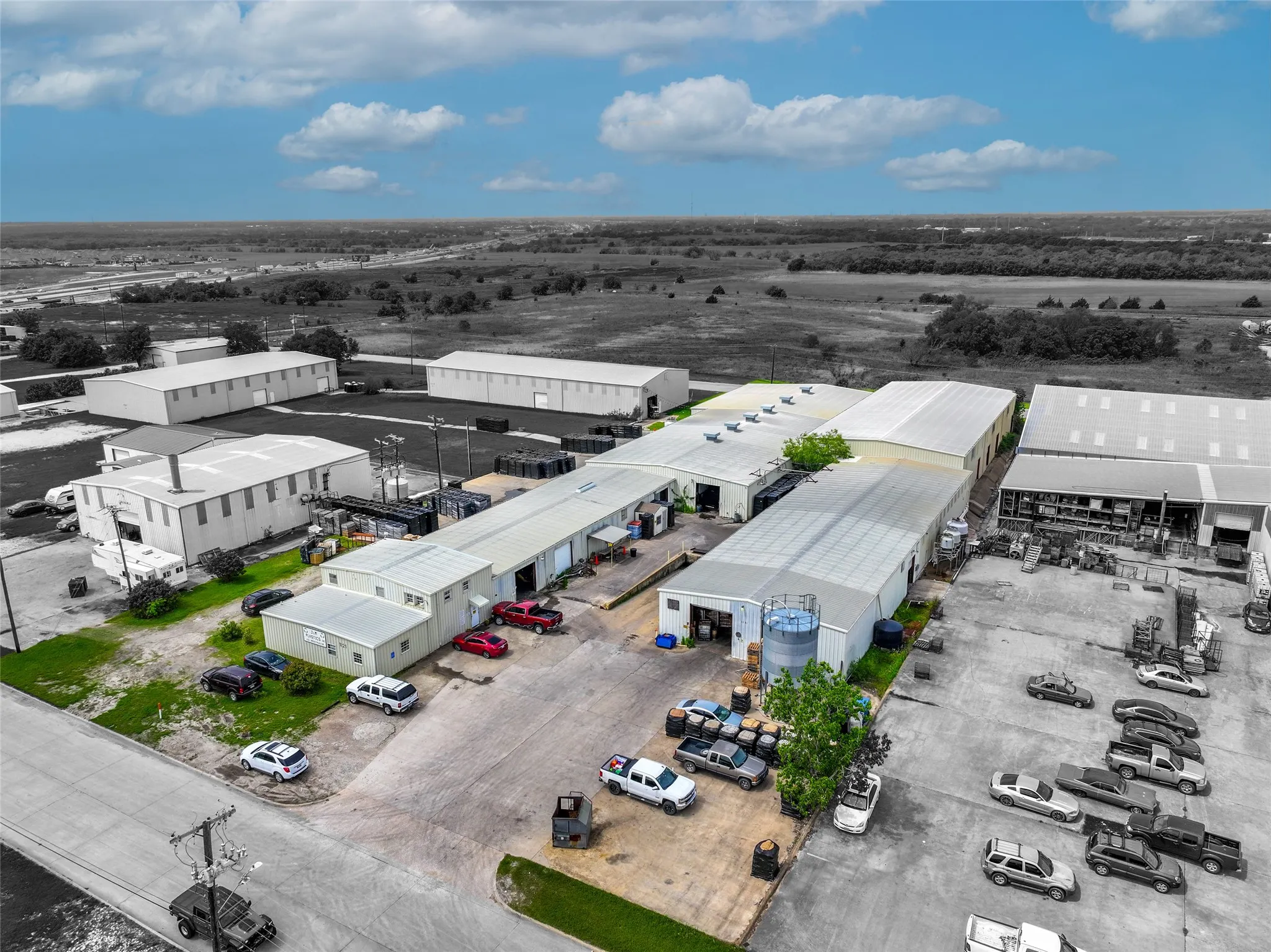 Industrial For Sale in Collin County , 1121 Industrial Drive, Royse City, Texas 75189, 0, 0, Garage spaces, 0 Sqft, built in 1984, Preowned, Price $1,600,000, mls#21208267, Real Estate Agent in Royse City, Homes For Sale in Collin county, Homes For Sale in Royse City, Realtor in Royse City Texas, Real Estate Brokerage Independent Realty Texas, Luminita Cordes Realtor